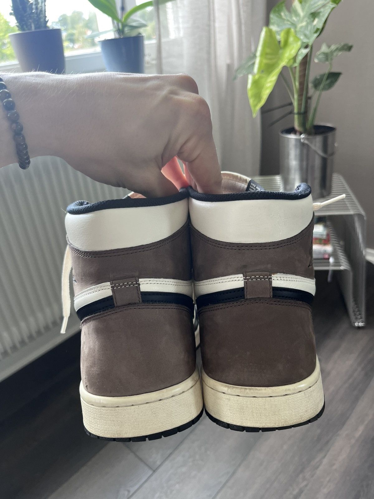Jordan Brand Jordan 1 Mocha Size US 12 / EU 45 - 6 Thumbnail