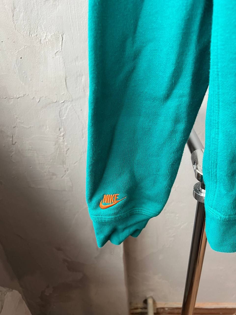 Nike MIAMI DOLPHINS NIKE MENS FAN AUTHENTIC HOODIE SIZE M Size US M / EU 48-50 / 2 - 12 Thumbnail