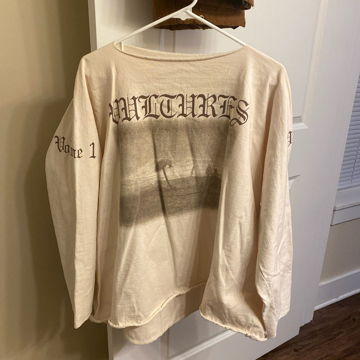 Yeezy Vultures album drop Yeezy longsleeve Size US L / EU 52-54 / 3 - 1 Thumbnail