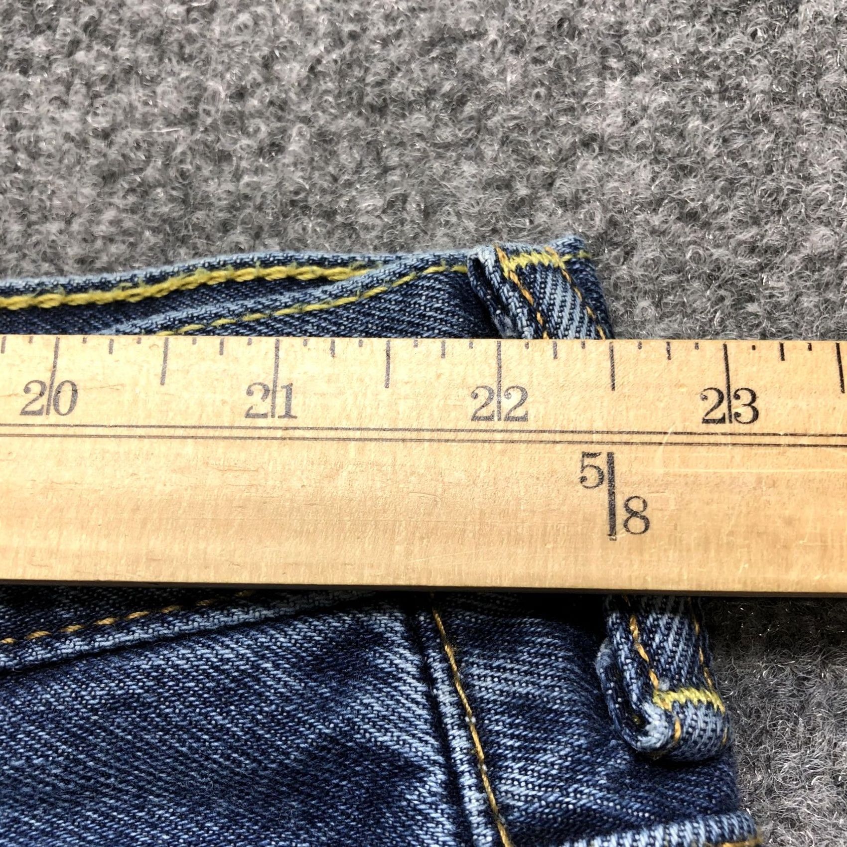 Levi's Item Specifications: Brand: The North Face Size US 30 / EU 46 - 2 Thumbnail