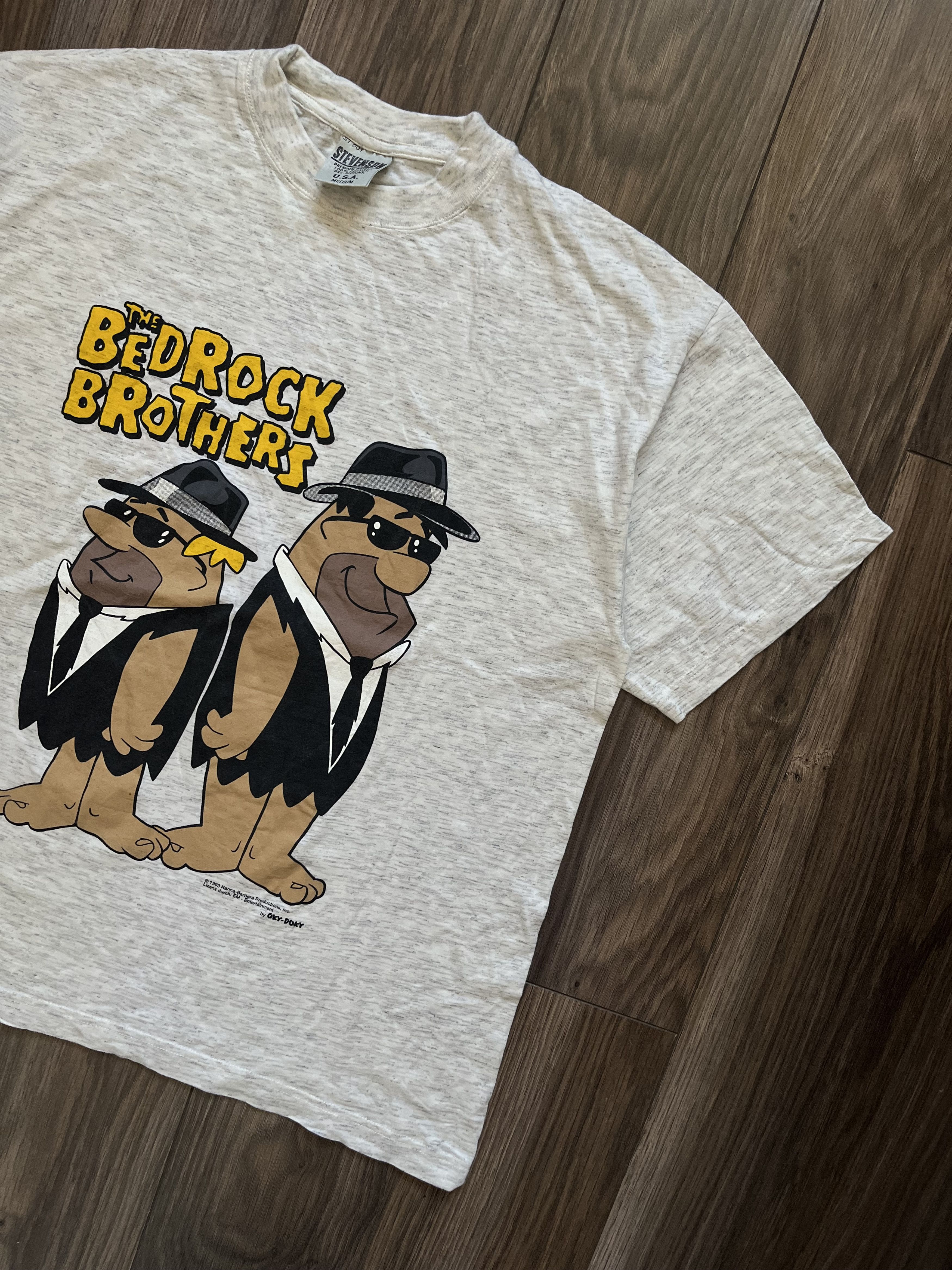 Vintage Vintage 1993 The Flinstones Bedrock Brothers T-shirts Size US M / EU 48-50 / 2 - 2 Thumbnail
