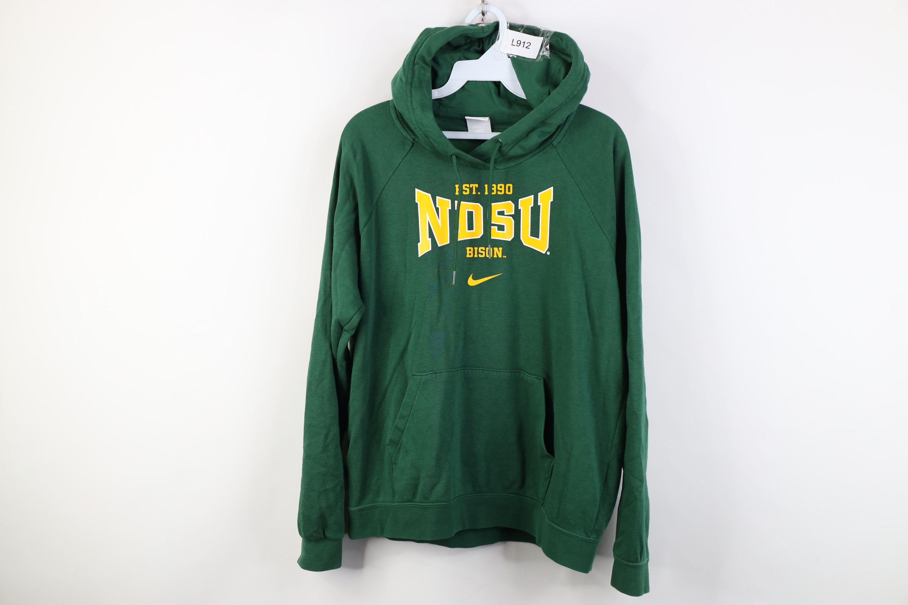 Nike Nike Center Swoosh North Dakota State University Hoodie Size US M / EU 48-50 / 2 - 1 Thumbnail