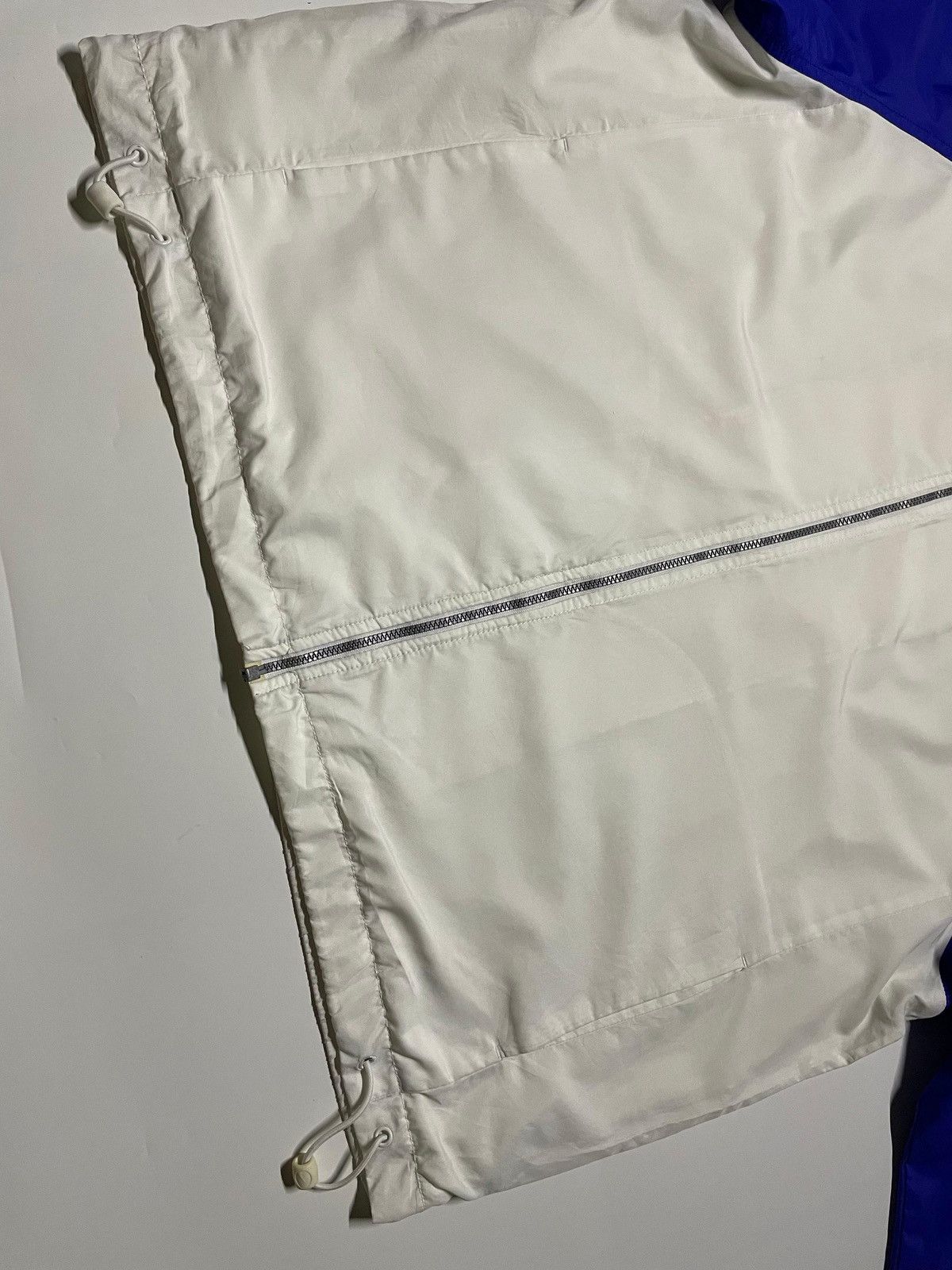 Nike Nike logo center embroidered sportwear windbreaker jacket Size US L / EU 52-54 / 3 - 5 Thumbnail