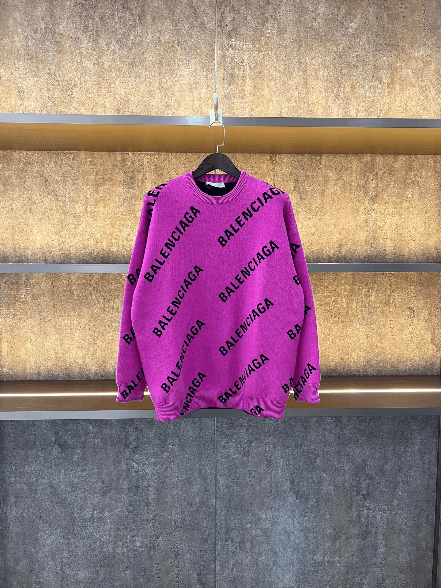 Balenciaga Balenciaga Knit Pink Sweater M Women Size M / US 6-8 / IT 42-44 - 1 Thumbnail