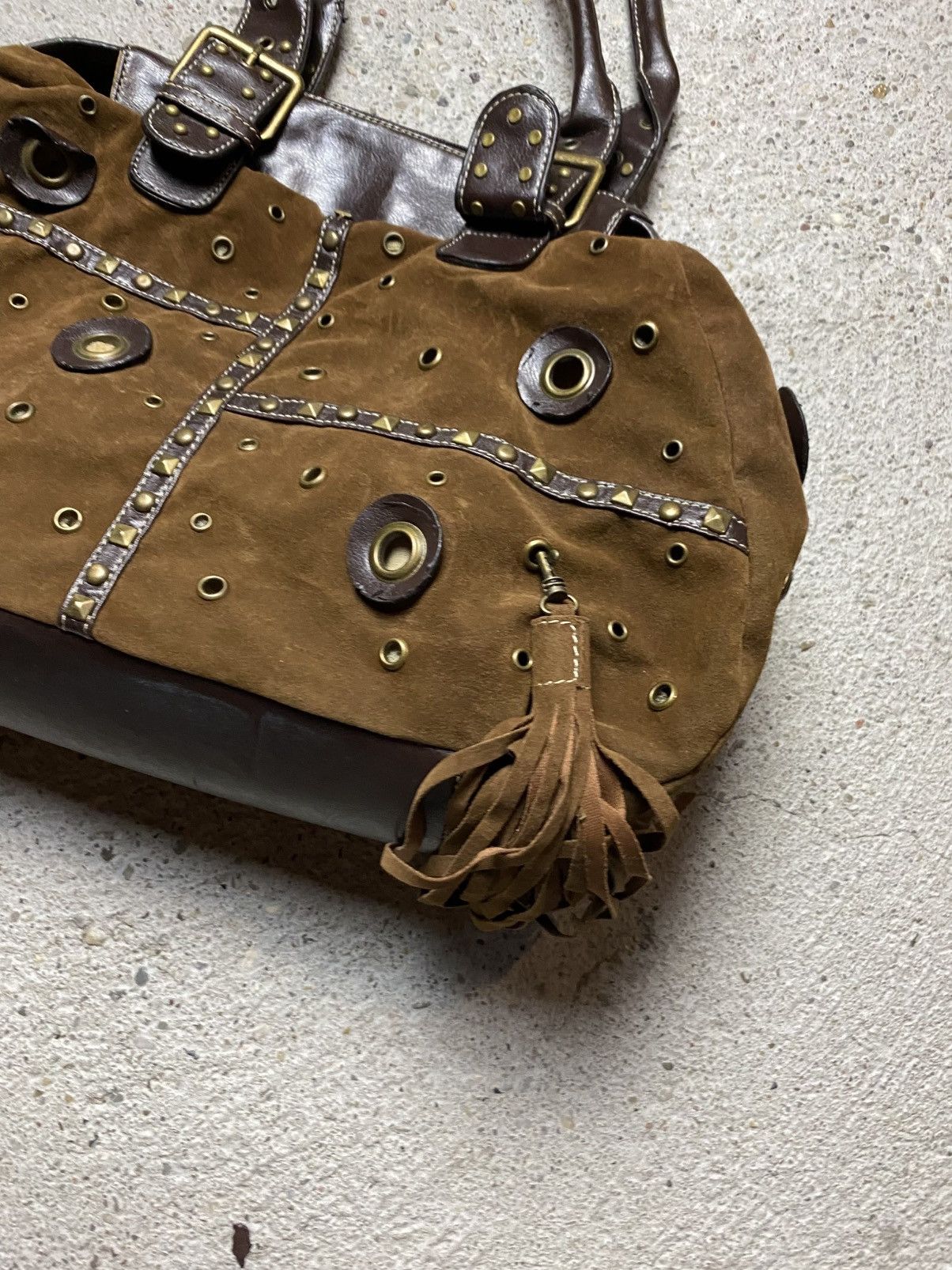 Vintage Vintage suede handbag shoulder bag y2k archive avant garde Size ONE SIZE - 15 Thumbnail