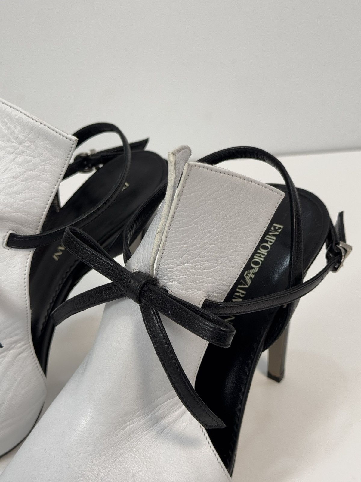 Armani Emporio Armani Leather heels White size 38.5 EU Size US 8.5 / IT 38.5 - 6 Thumbnail