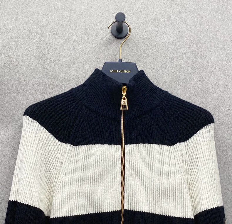 Louis Vuitton Louis Vuitton Black and white striped jacket 2503-Nextarrow Size US XS / EU 42 / 0 - 4 Thumbnail