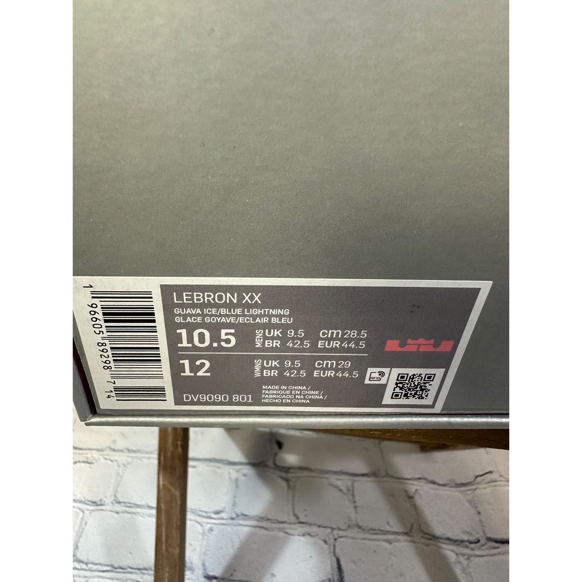 Nike Nike Lebron 20 Unknwn Message in a Bottle ( Miami Exclusive) Size US 10.5 / EU 43-44 - 12 Thumbnail