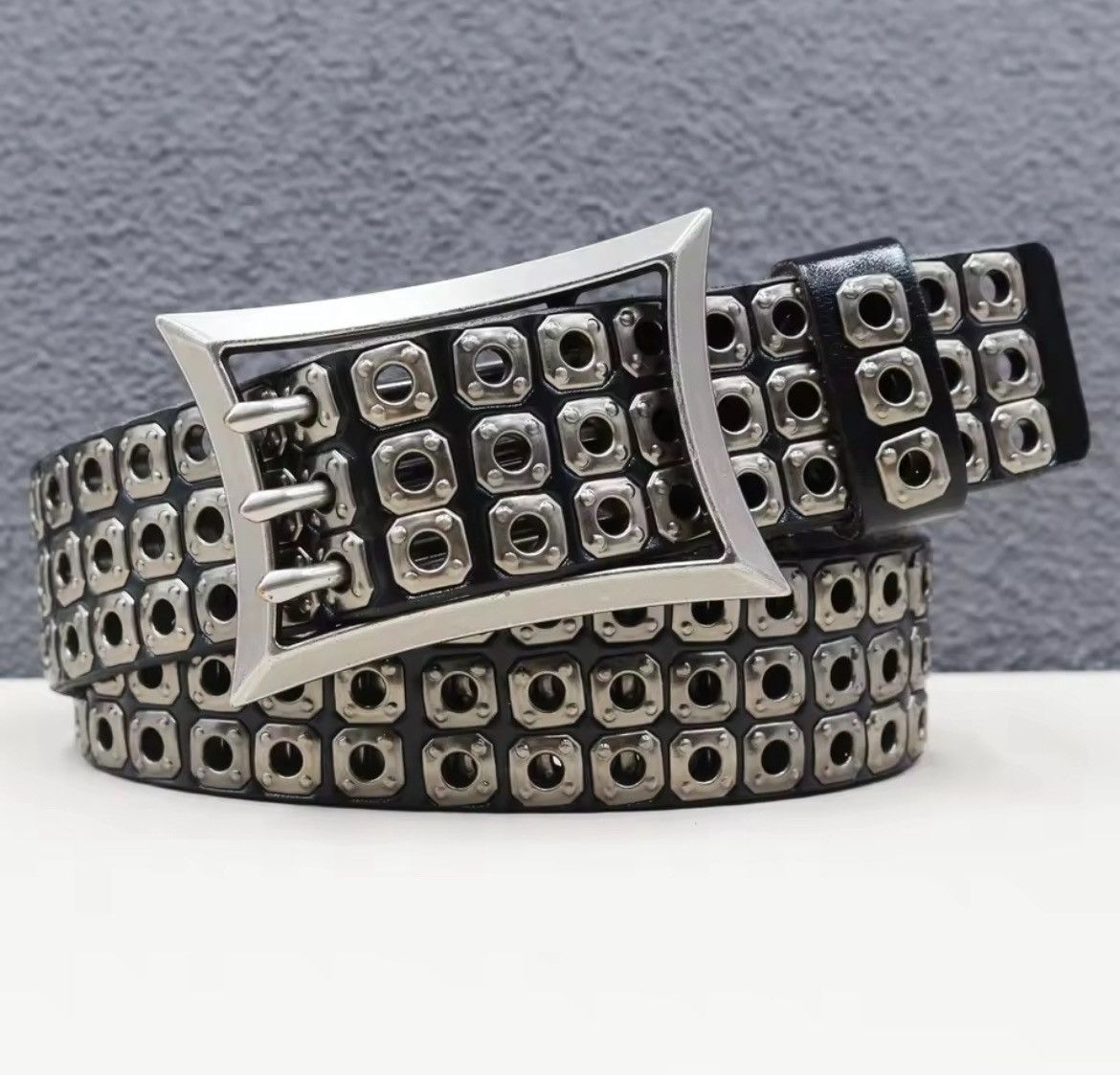Vintage Men Rivet Three-pin buckle Belt Size ONE SIZE - 3 Thumbnail