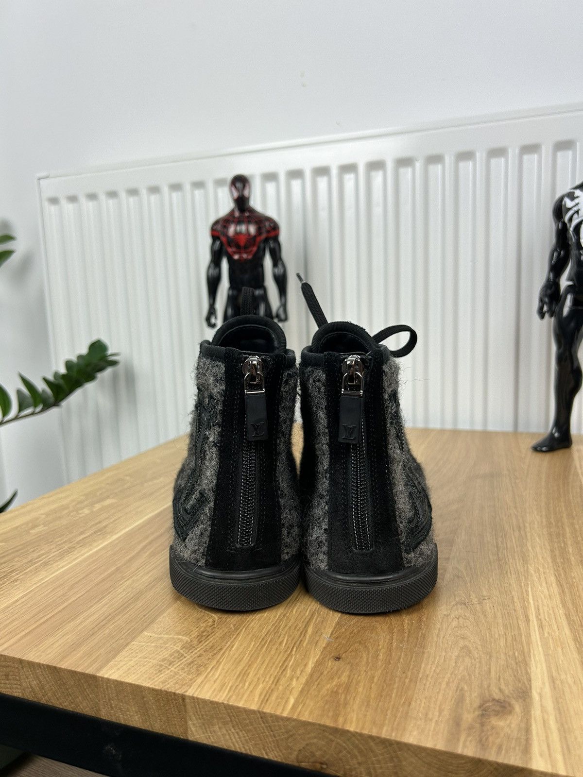 Louis Vuitton Louis Vuitton Luxury Hype Sneakers Size US 7 / IT 37 - 4 Thumbnail