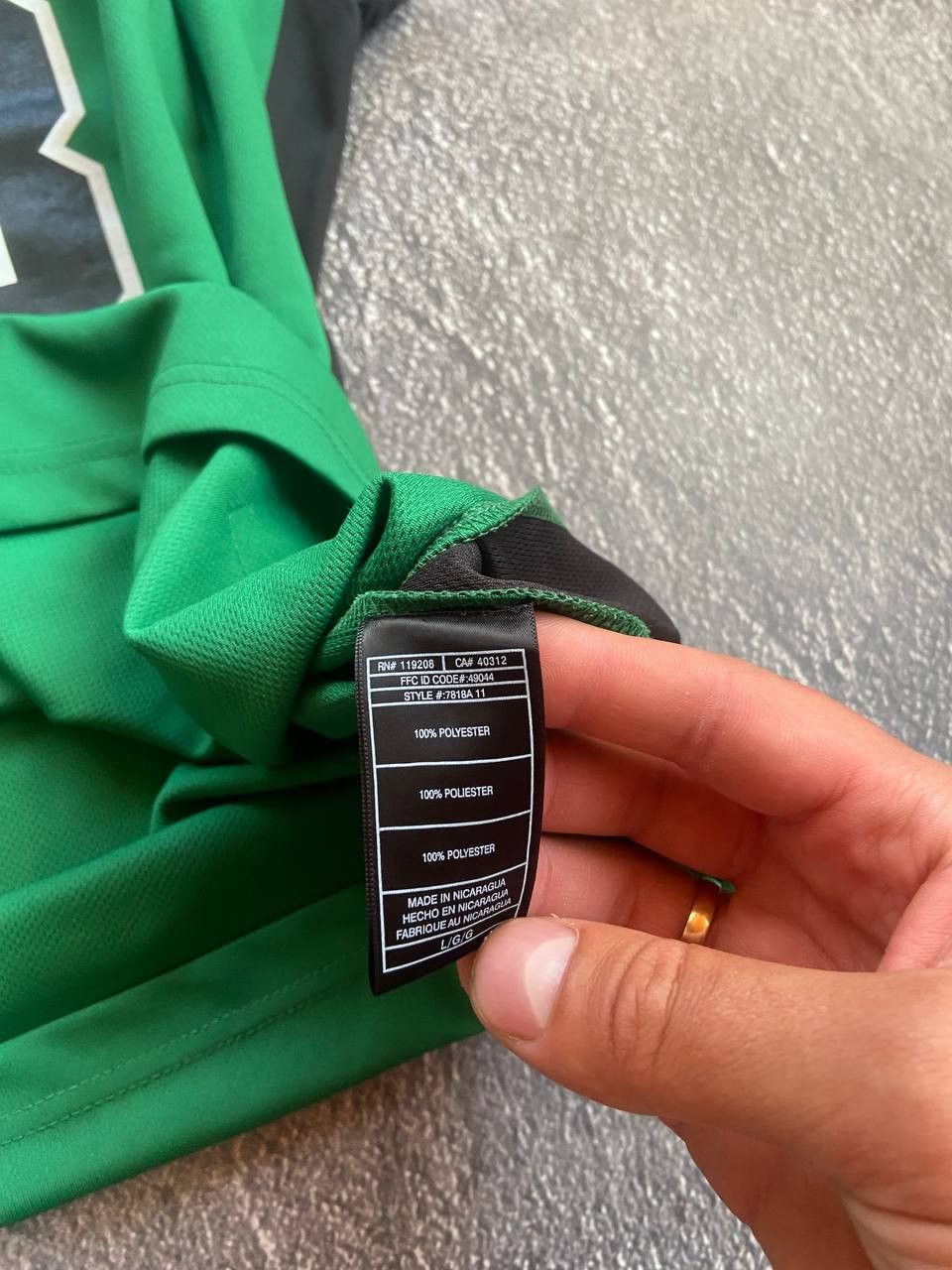 Adidas Adidas Boston Celtics NBA jersey Size US L / EU 52-54 / 3 - 6 Thumbnail