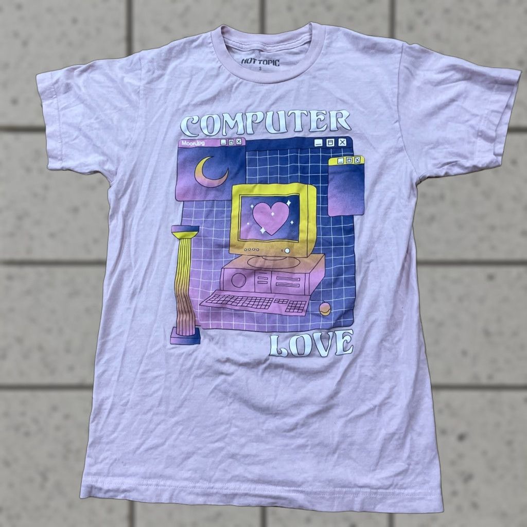 Hot Topic VINTAGE HOT TOPIC Shirt Adult S Pink Pastel Y2kCyber Vaporwave Computer LOVE Graphic Tee Size S / US 4 / IT 40 - 1 Thumbnail