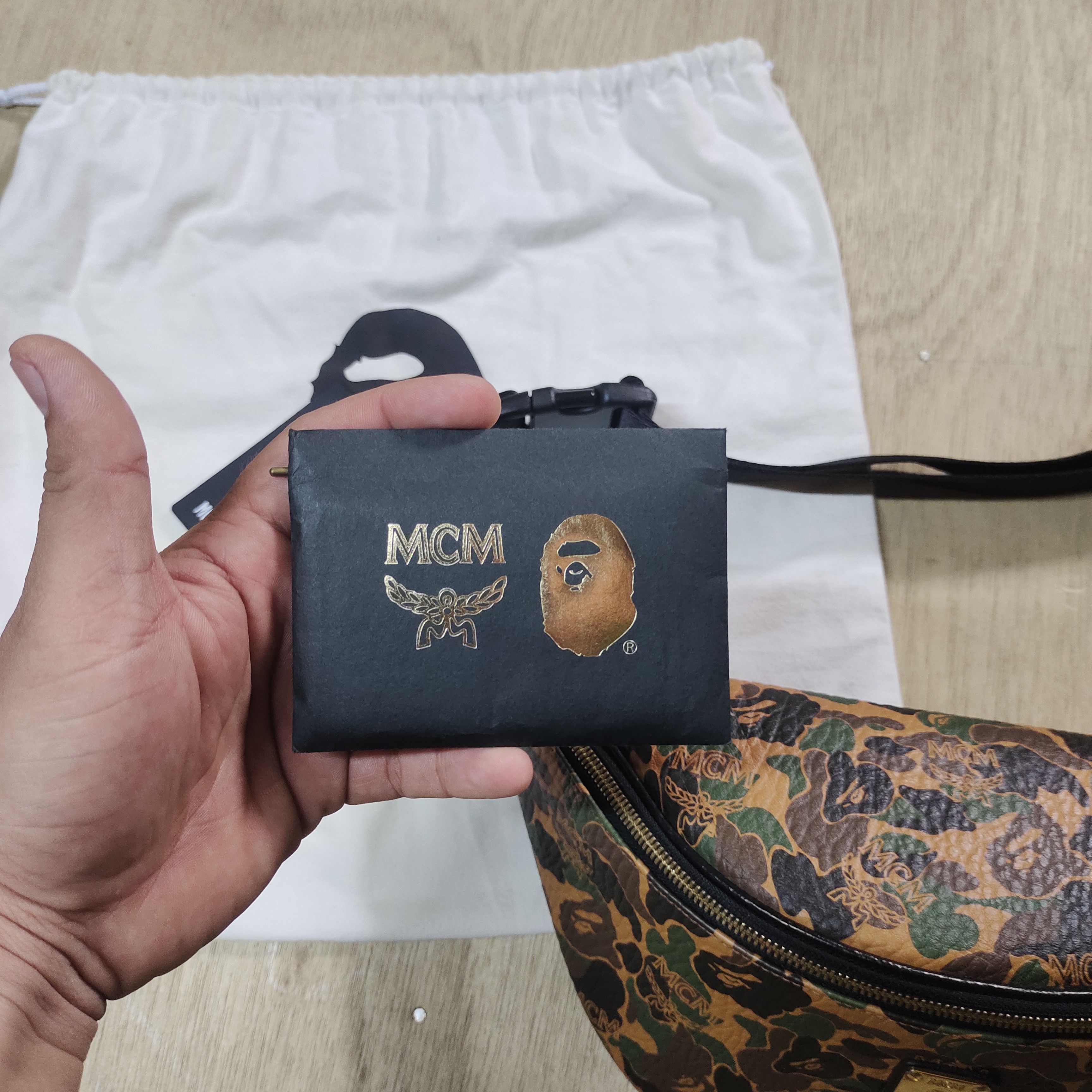 Bape × MCM MCM X BAPE BELT BAG VISETOS CAMO Size ONE SIZE - 12 Thumbnail