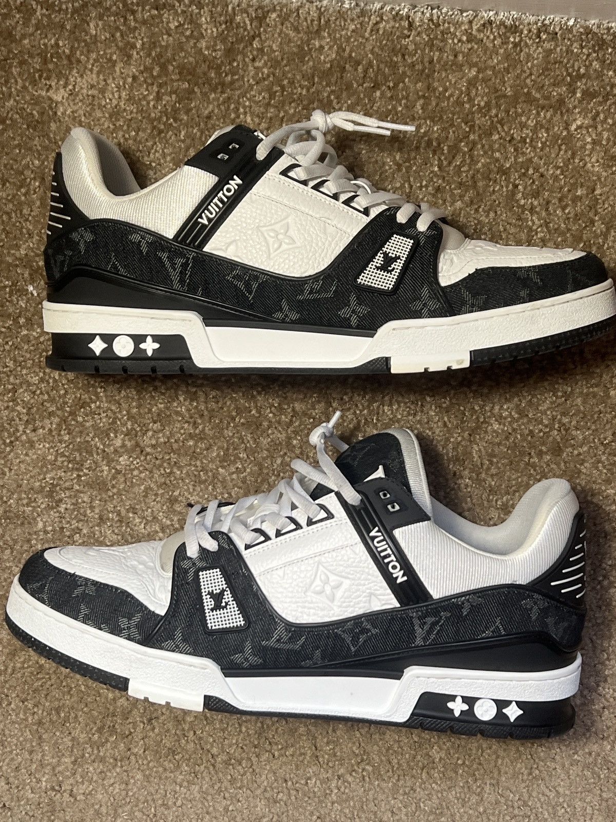 lv trainer sneaker black