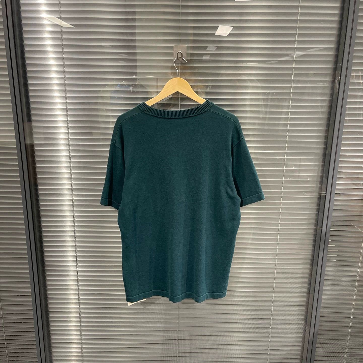 Louis Vuitton Louis Vuitton Pin Embroidery Knit SS Tee Size US XL / EU 56 / 4 - 2 Thumbnail