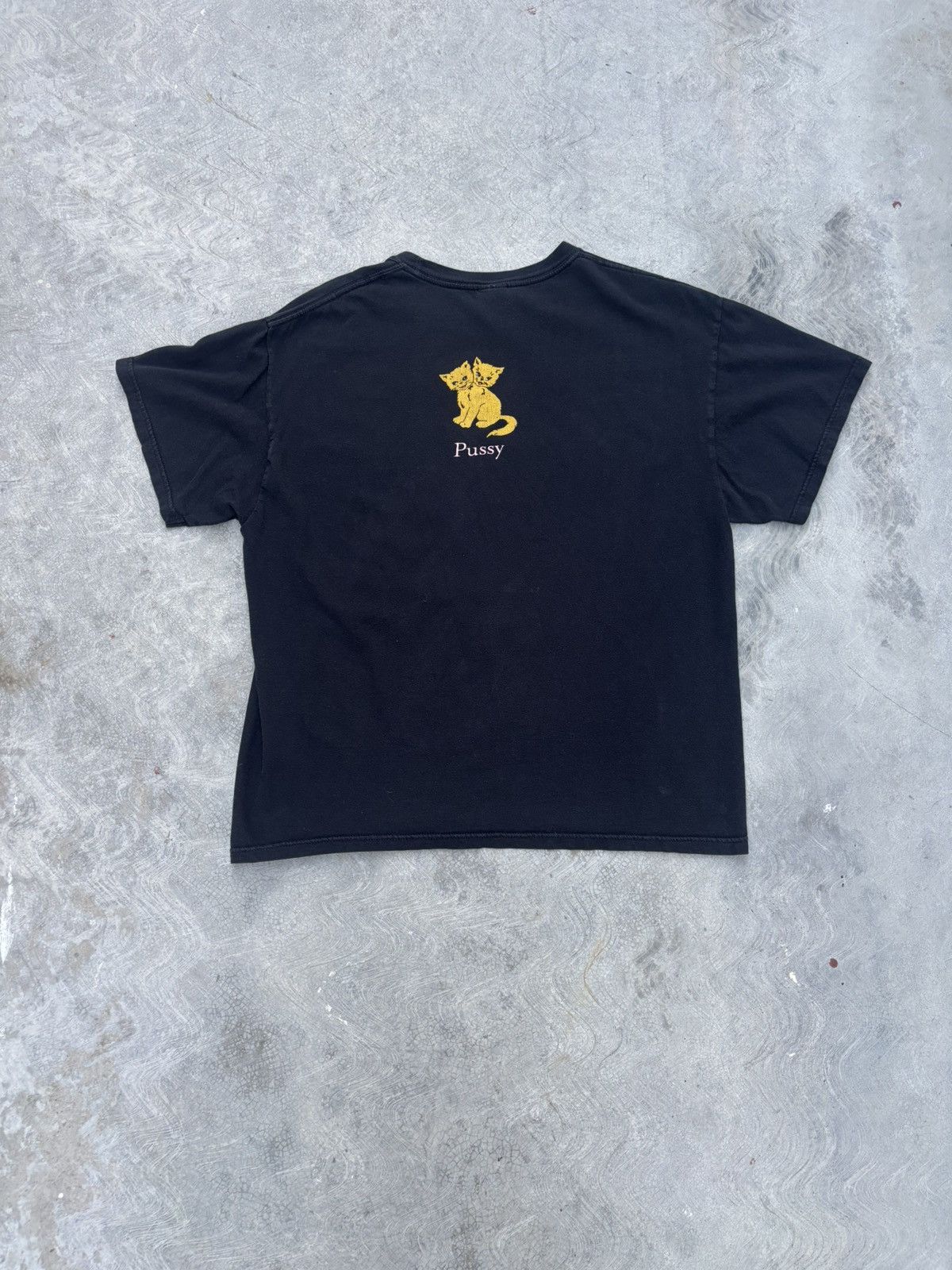 Band Tees Vintage Y2K 2000s Melvins Pussy T Shirt Size US L / EU 52-54 / 3 - 2 Thumbnail