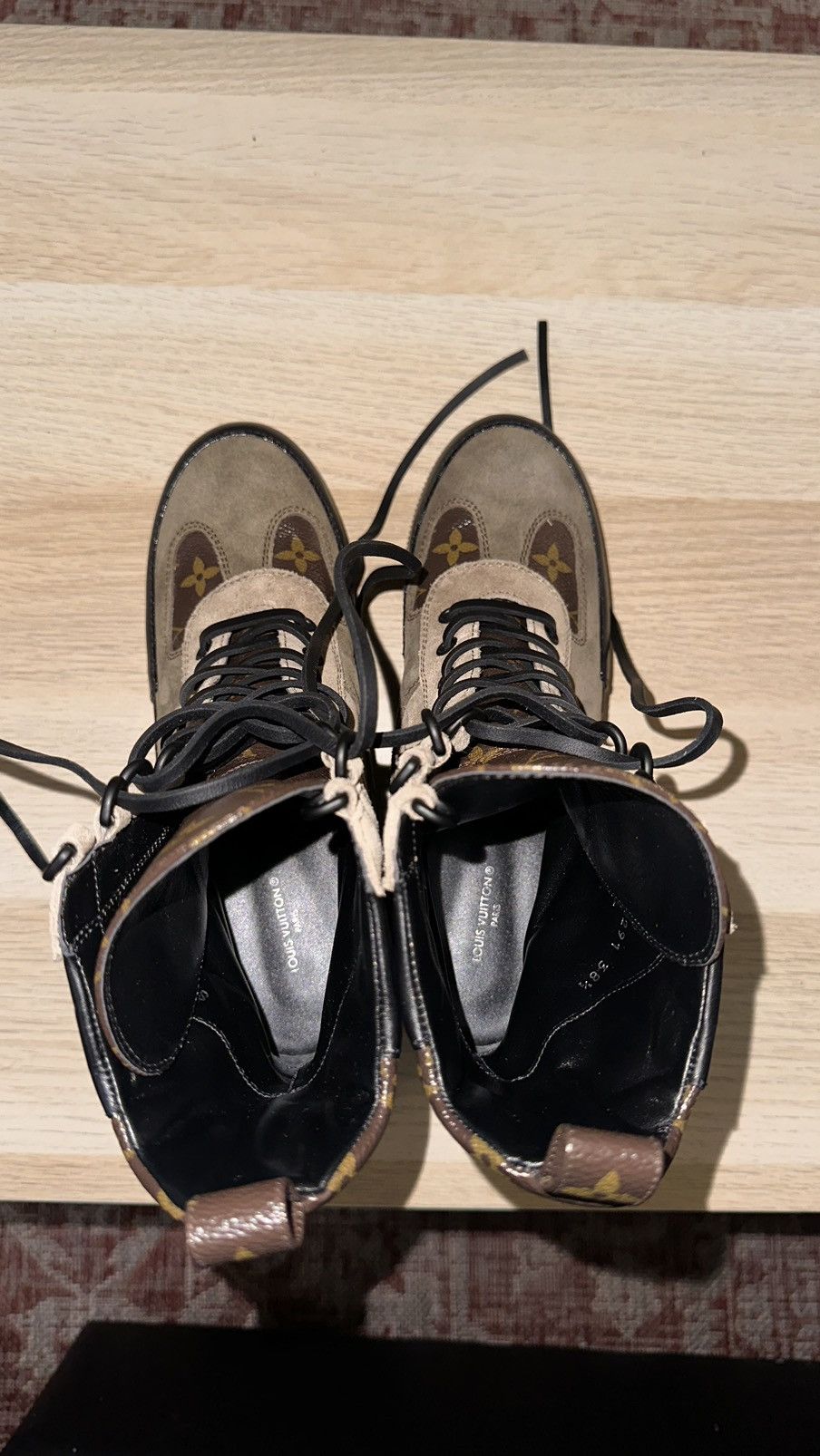 Louis Vuitton Louis Vuitton Lace up suede Boot Size US 8.5 / IT 38.5 - 5 Thumbnail