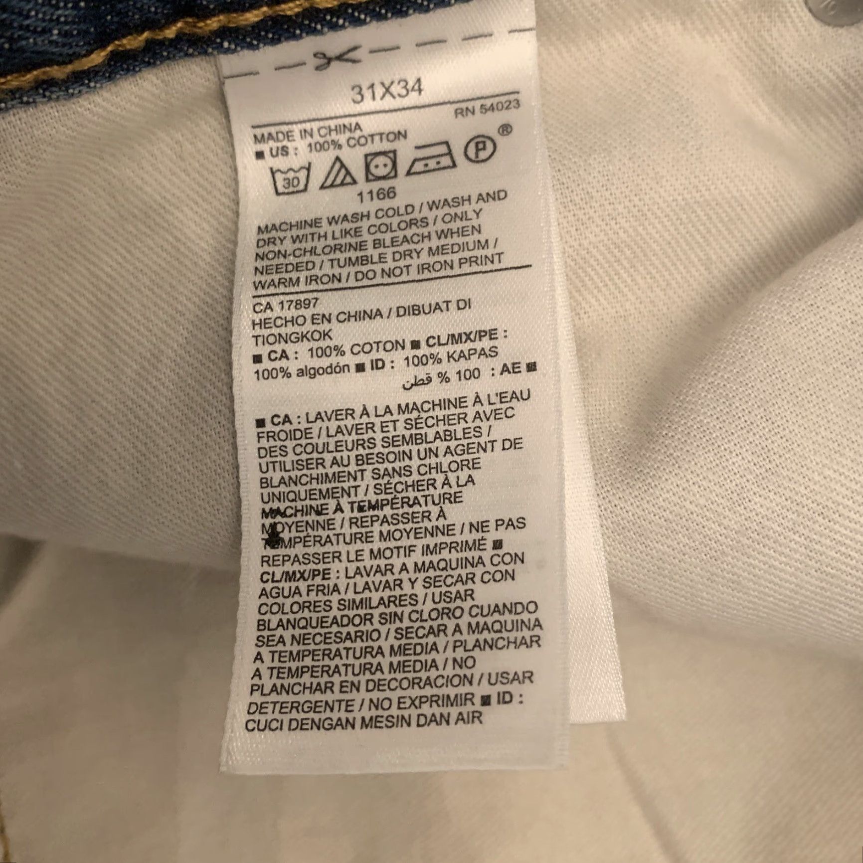 Old Navy Old Navy Jeans Mens 31X34 Slim Fit Light Wash Blue Denim 5-Pocket Size US 31 - 4 Thumbnail