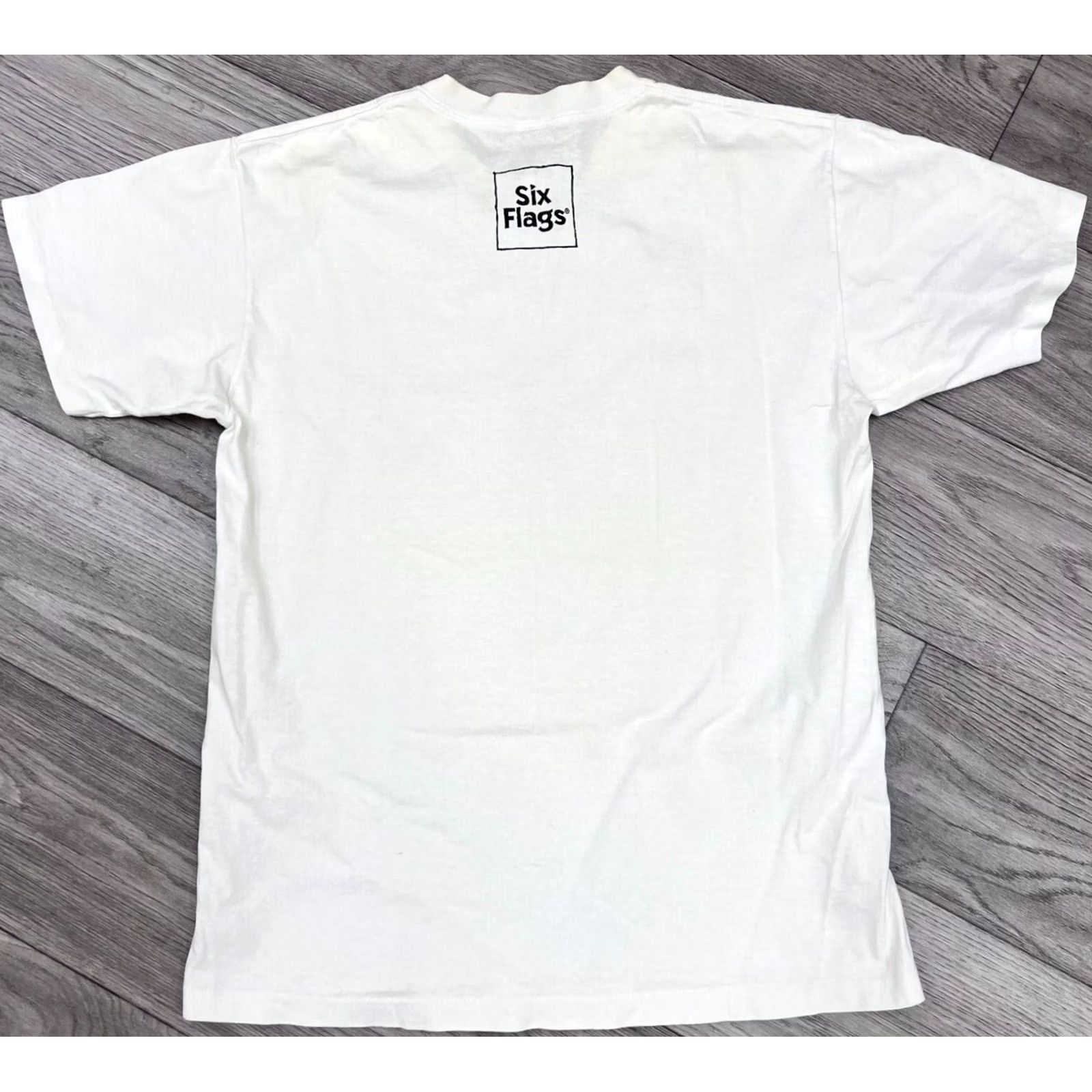 Vintage Vintage Six Flags Shirt M White Shirt Mens 1996 Flag Theme Size US M / EU 48-50 / 2 - 3 Thumbnail
