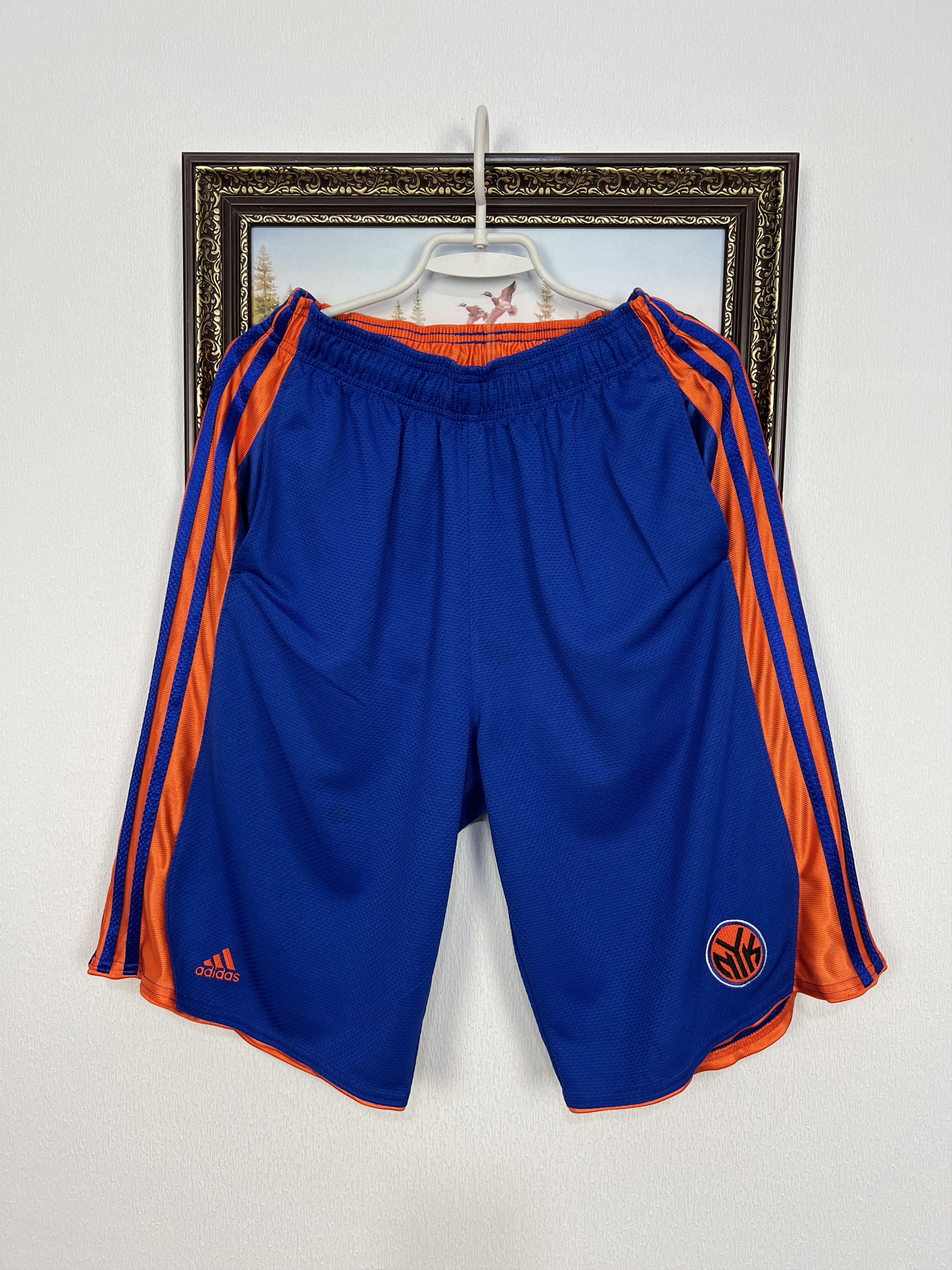 Adidas Vintage Adidas New York Knicks Blue NBA Mens Shorts L Size US 34 / EU 50 - 1 Thumbnail