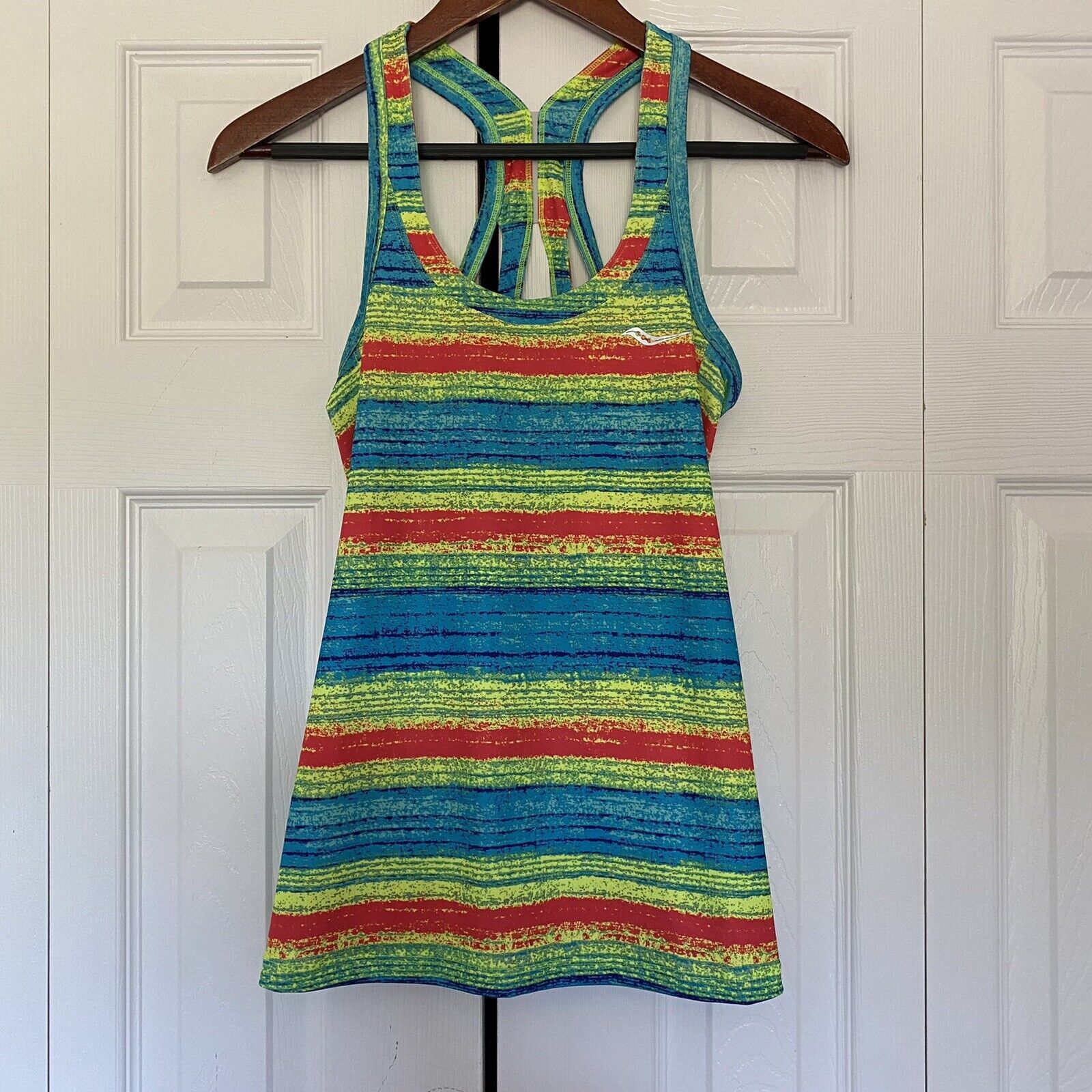 Saucony womens Saucony athletic tank top neon blue size small Size S / US 4 / IT 40 - 1 Thumbnail