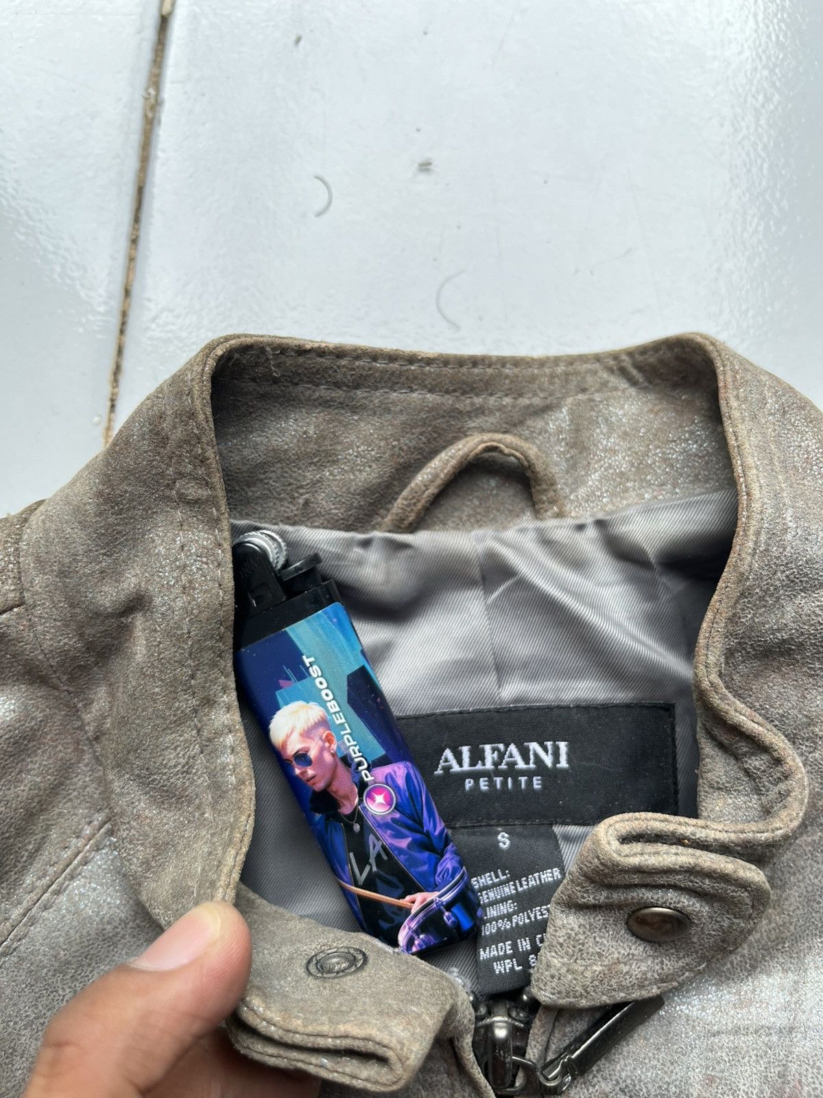 Isamu Katayama Backlash 2000s Alfani Petite dust gray wax glitter leather jacket Size US S / EU 44-46 / 1 - 5 Thumbnail