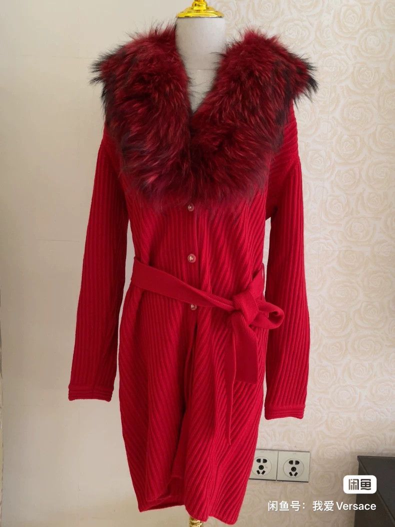 Versace Versace Wool knit jacket with a new large fur collar Size XL / US 12-14 / IT 48-50 - 2 Thumbnail