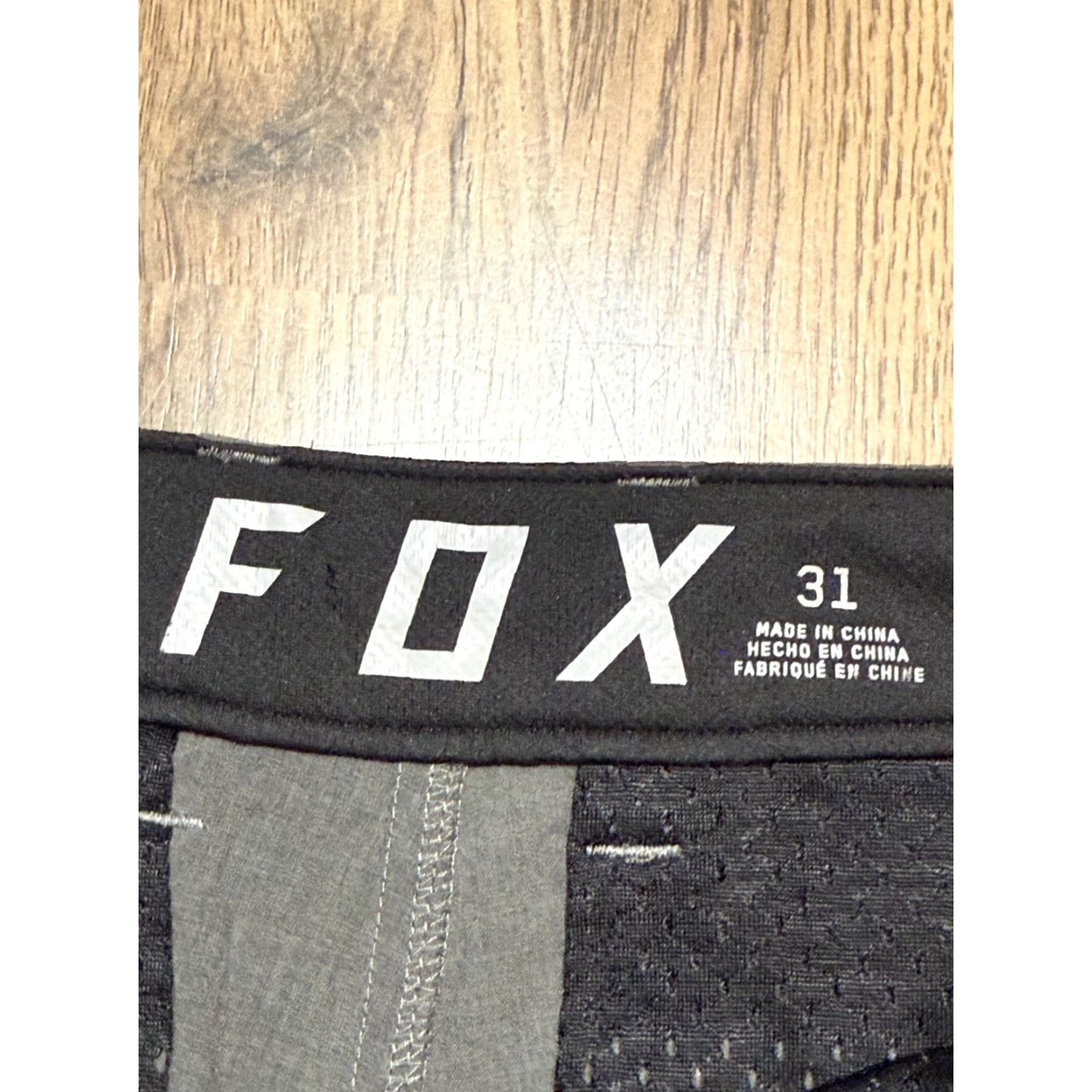 Vintage Fox Shorts Men Chino Flat Front Gray 31 Regular Front Pockets Casual Size US 31 - 5 Thumbnail