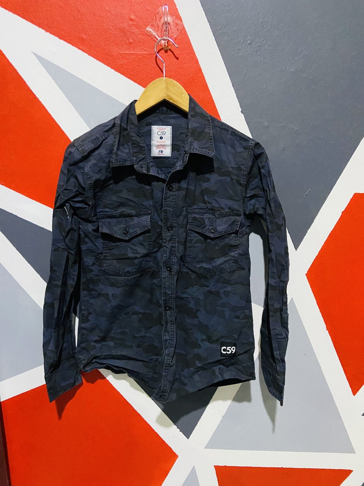 Japanese Brand Camo Button Up Shirt Size US S / EU 44-46 / 1 - 1 Thumbnail