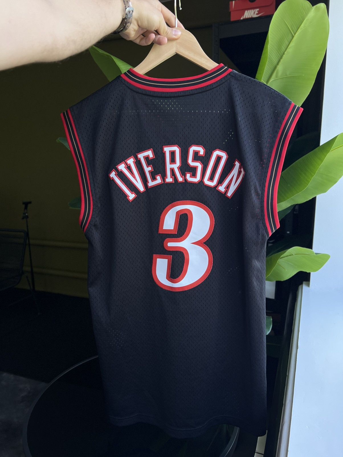 Adidas × NBA Adidas NBA Iverson #3 76ers Jersey Black Size S Size US S / EU 44-46 / 1 - 17 Thumbnail