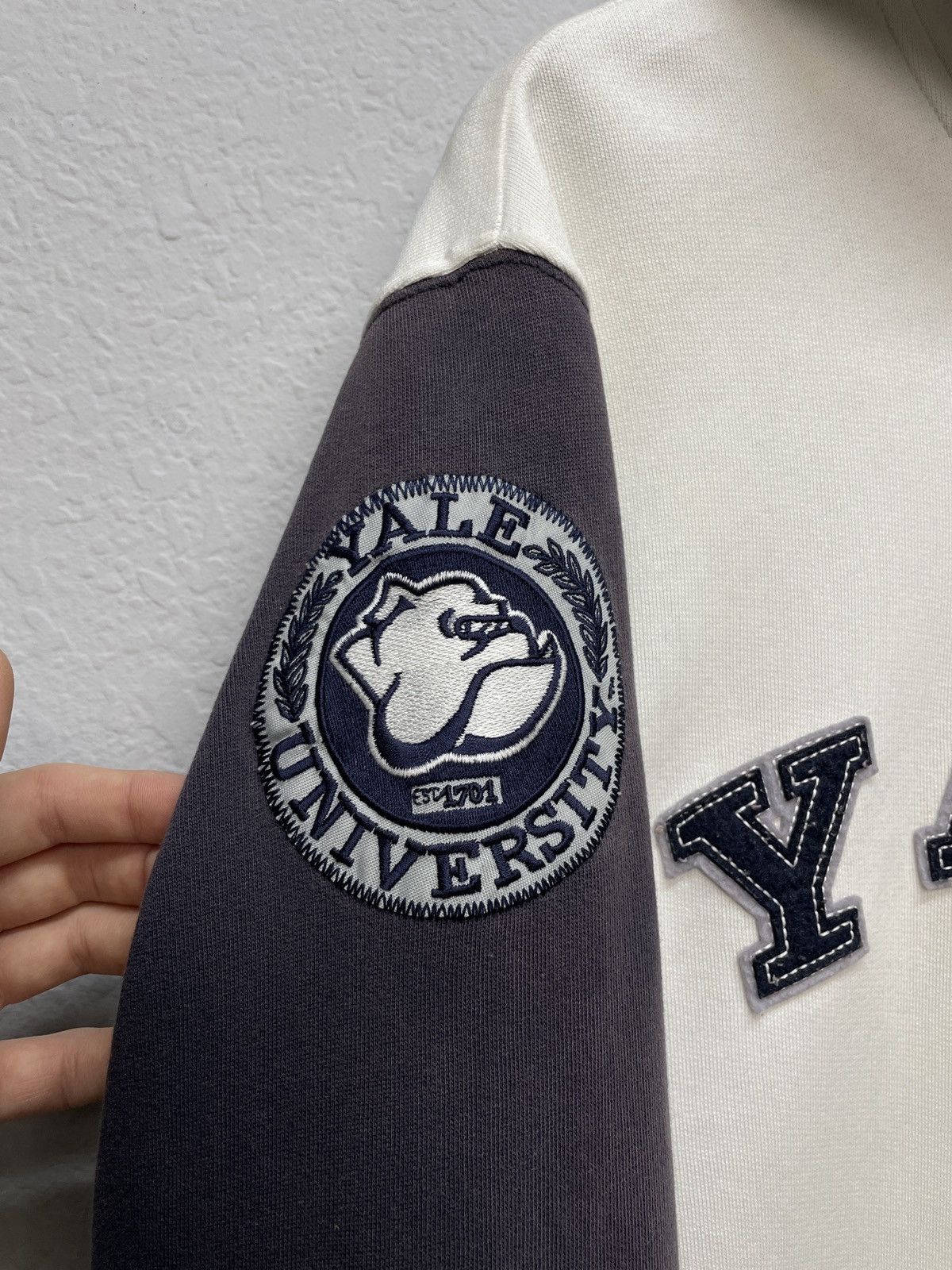 Vintage Vintage Y2K Yale University Boxy Fit Big Logo Zip Hoodie Size US M / EU 48-50 / 2 - 8 Thumbnail