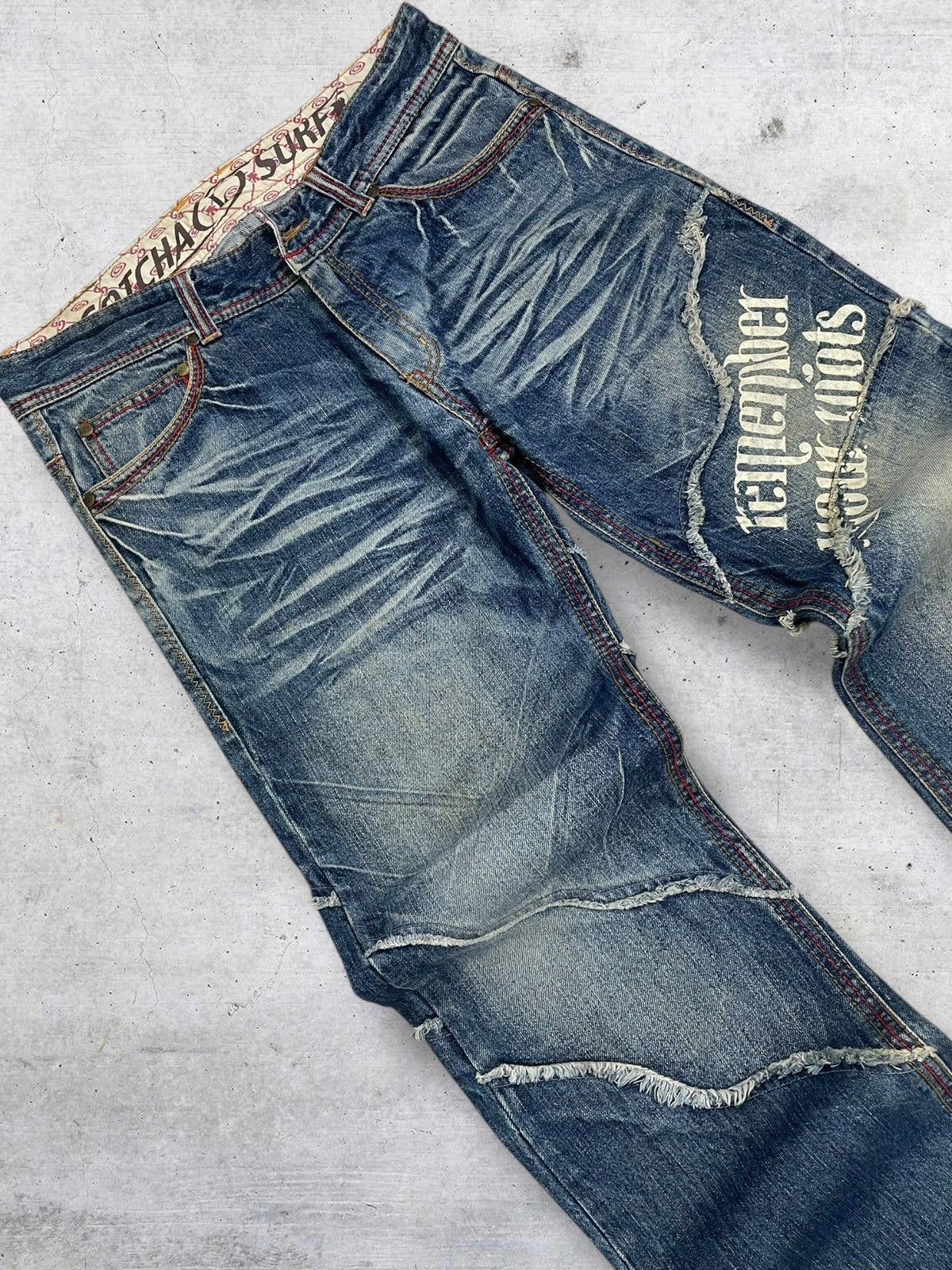 Beauty Beast VINTAGE DISTRESSED STYLE ‘REMEMBER OUR ROOTS’ POEM 90S DENIM Size US 32 / EU 48 - 4 Thumbnail