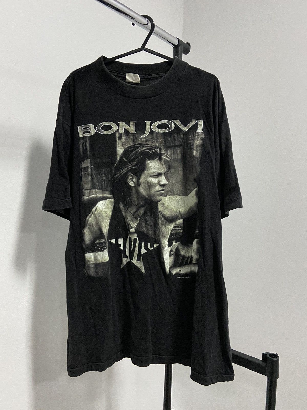 Bon Jovi × Vintage Bon Jovi T Shirt Big Print Vintage world tour '93 Size US XL / EU 56 / 4 - 1 Thumbnail