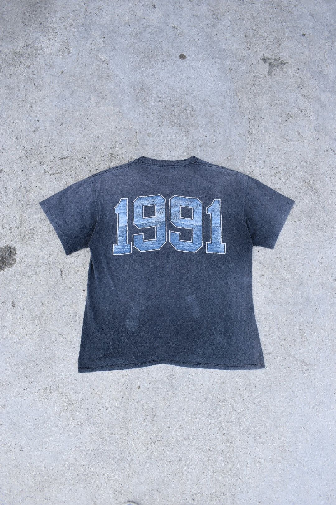 Band Tees Vintage Great White tee 1991 Size US L / EU 52-54 / 3 - 4 Thumbnail