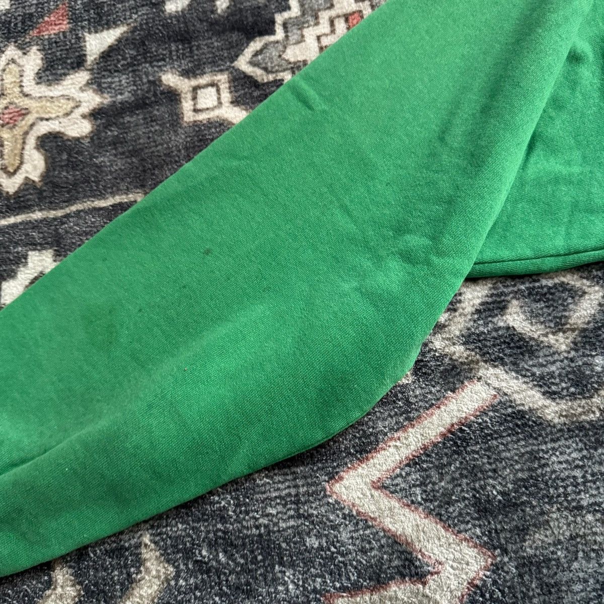 Vintage Vintage Philadelphia eagles crewneck sweater xl Size US XL / EU 56 / 4 - 5 Thumbnail