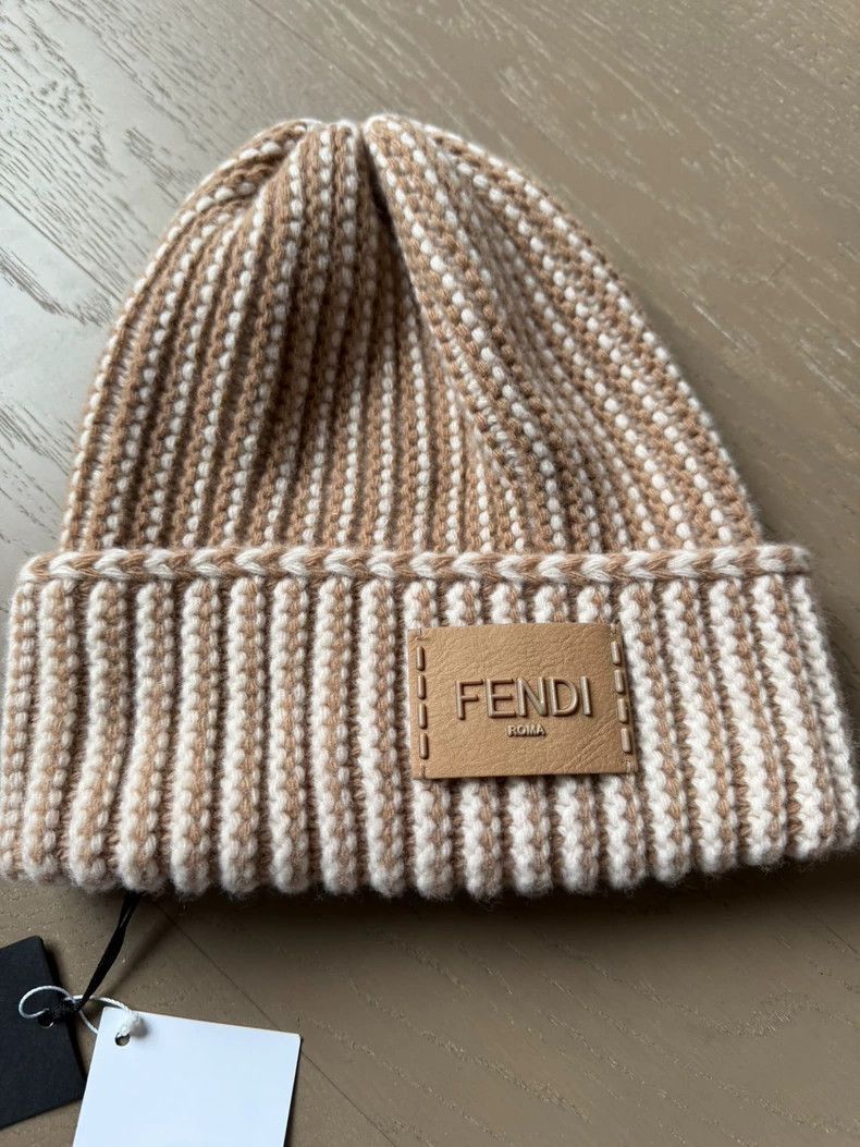 Fendi FENDI Logo Wool Beanie Hat Beige Color Size ONE SIZE - 2 Thumbnail
