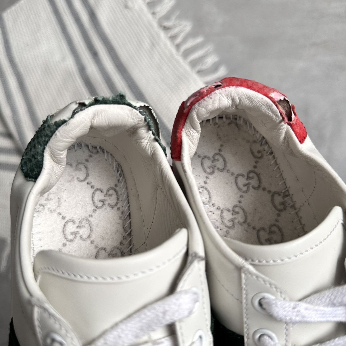Gucci Gucci Ace Bee Leather Low Sneakers Shoes Size US 6 / IT 36 - 14 Thumbnail
