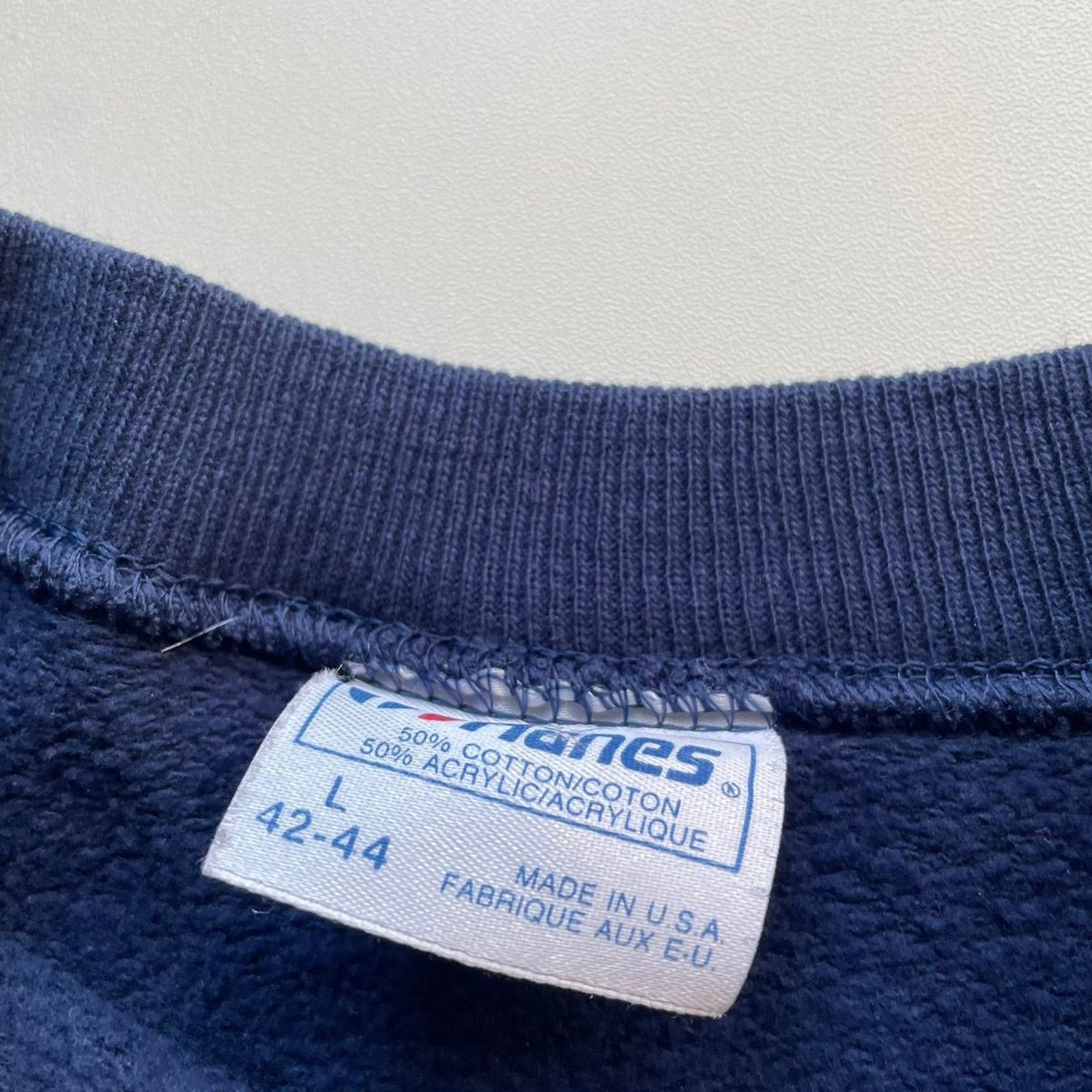 Hanes Vintage 80s Earth Love It Art Graphic Crewneck Small Rare Size US S / EU 44-46 / 1 - 3 Thumbnail