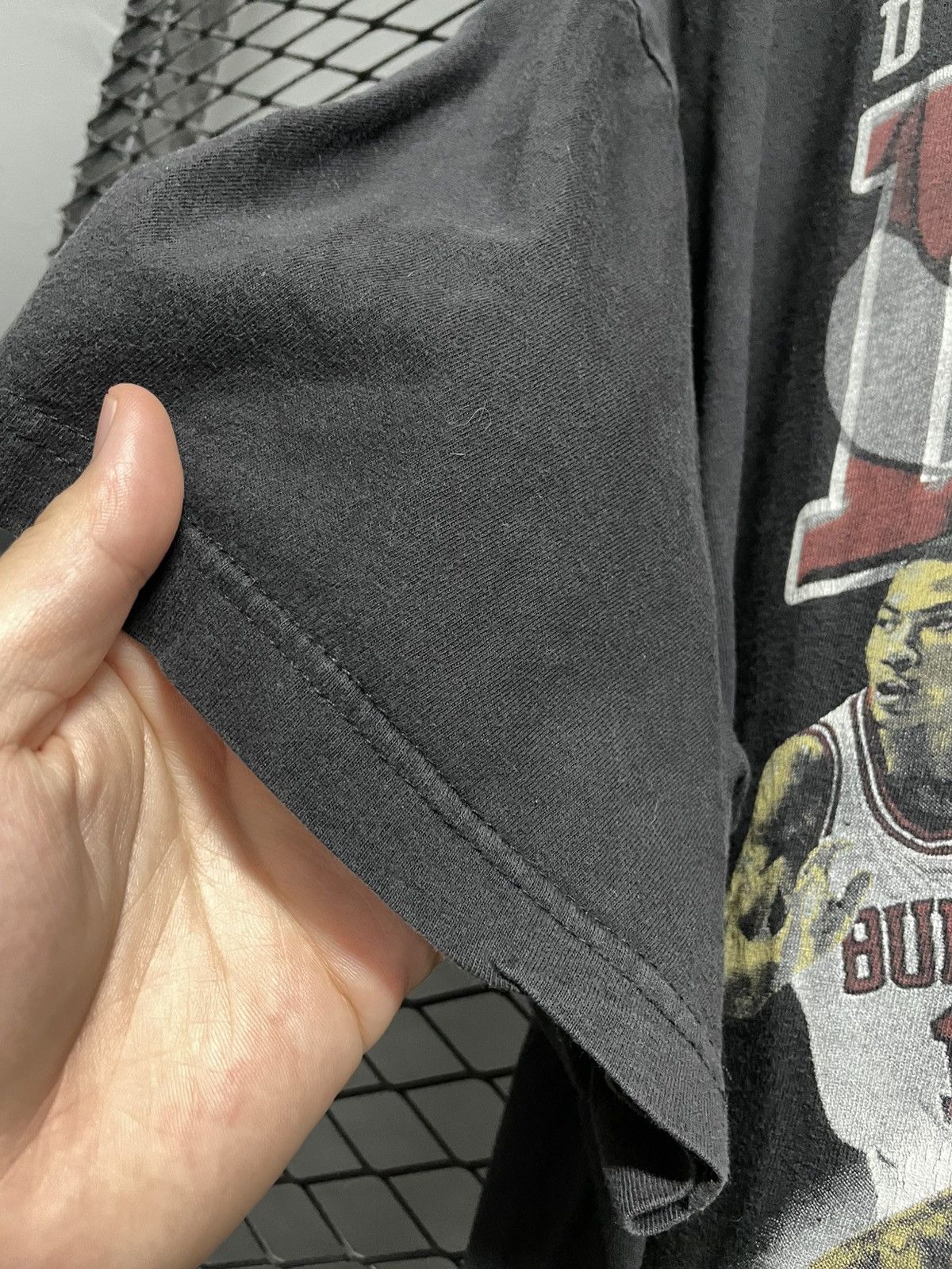 NBA Vintage 00s Derrick Rose MVP T-Shirt. Size US XXL / EU 58 / 5 - 4 Thumbnail