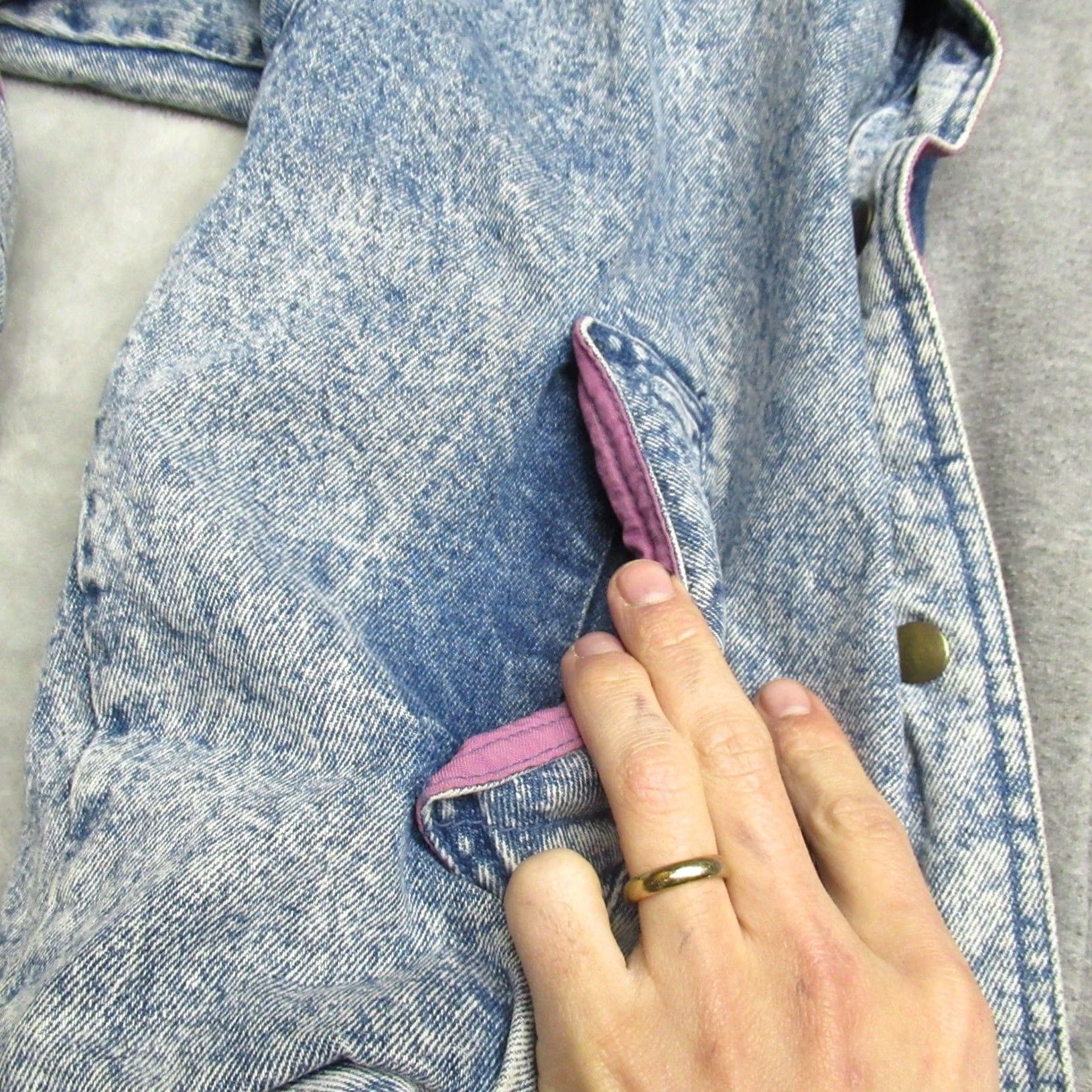 Denime VTG Weathered Denim Jacket Women Large Blue Acid Wash Plaid Lined Hooded 80s Size L / US 10 / IT 46 - 2 Thumbnail