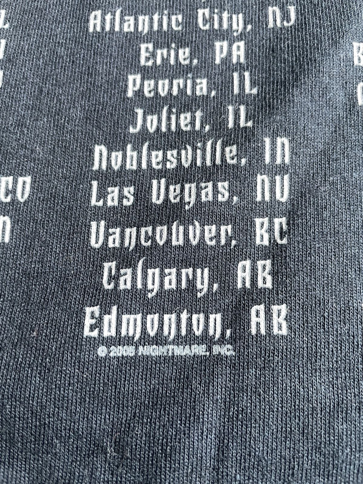 Vintage Y2K 2005 Alice Cooper “Dirty Diamonds” Tour T-shirt (Sz.XL) Size US XL / EU 56 / 4 - 6 Thumbnail