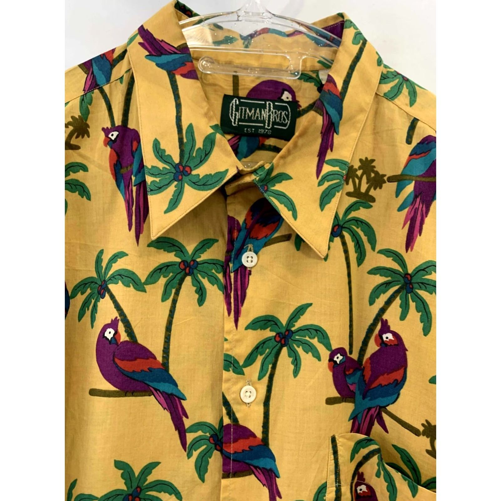 Vintage VINTAGE Gitman Bros Hawaiian Shirt Parrot Palm Tree Print Short Sleeve Sz L Mens Yellow Print 90s Theme Size US L / EU 52-54 / 3 - 5 Thumbnail