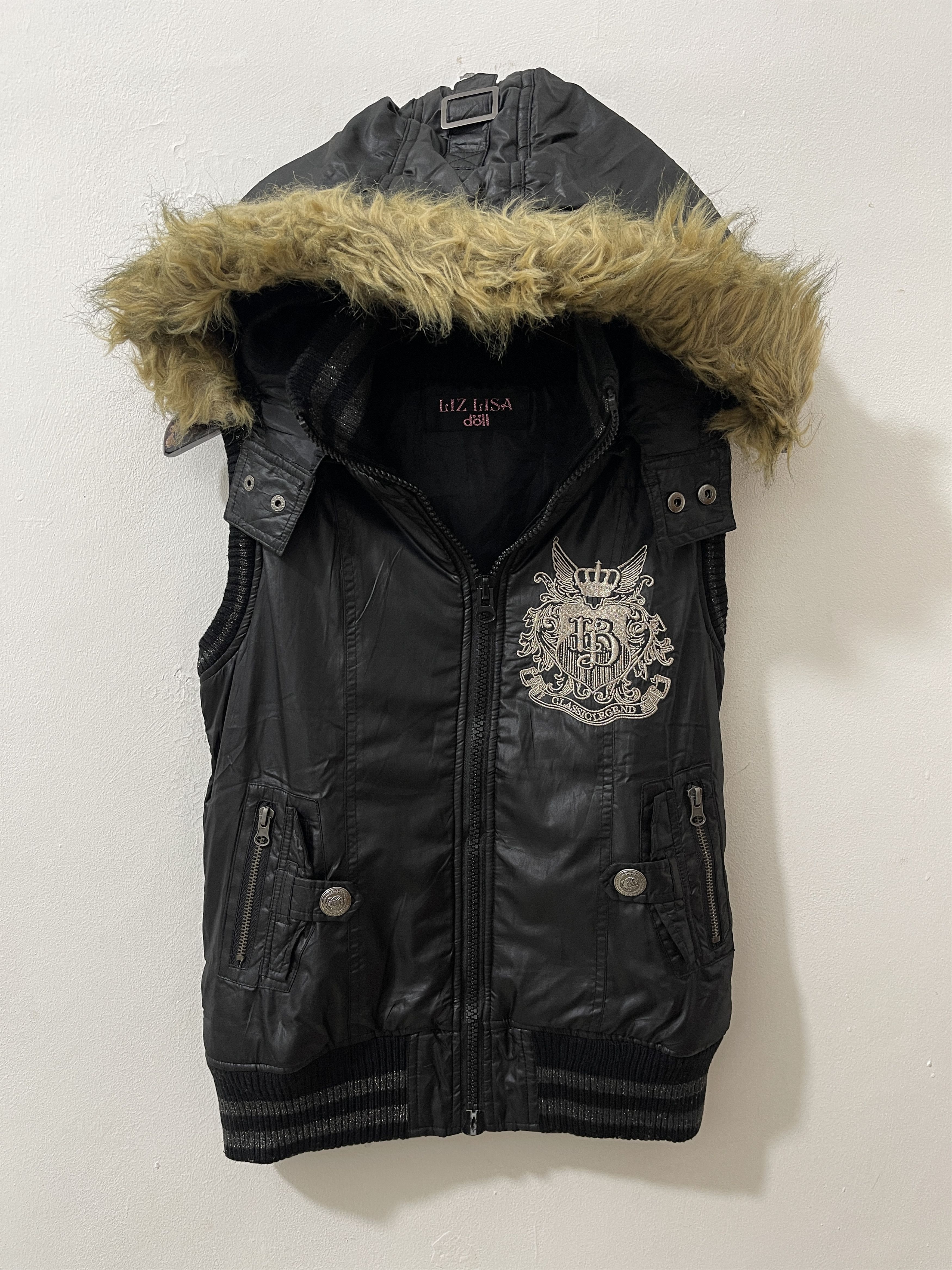 Japanese Brand 2000s Liz Lisa Doll Japan Archive Fur Vkei Style Vest Size US S / EU 44-46 / 1 - 1 Thumbnail