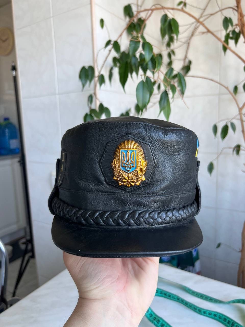Vintage Mens vintage Leather Captain's cap Ukrainian Police 2001 Y2K Size ONE SIZE - 3 Thumbnail
