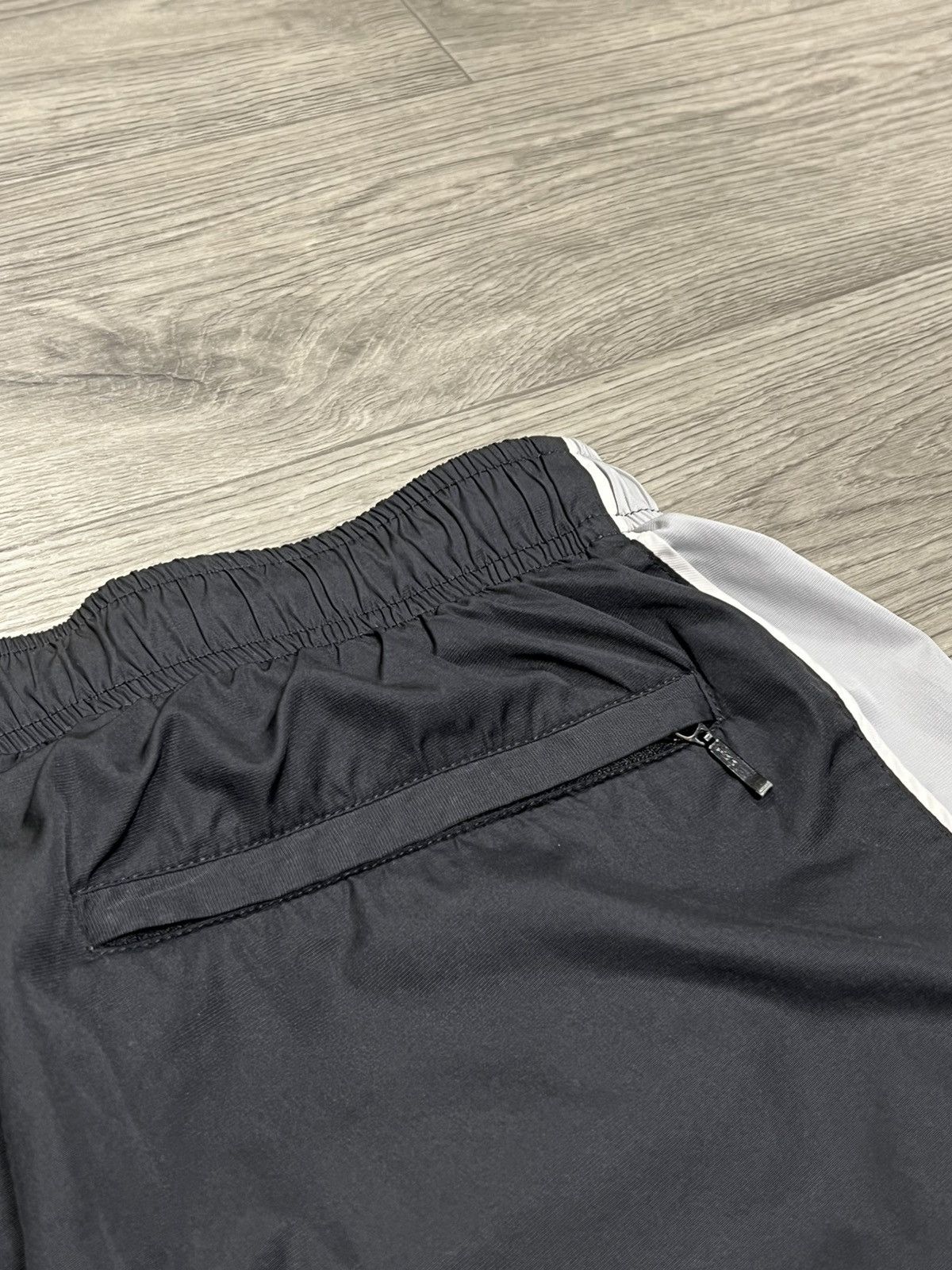 Nike × Vintage Nike vintage streetwear shorts Size US 34 / EU 50 - 4 Thumbnail