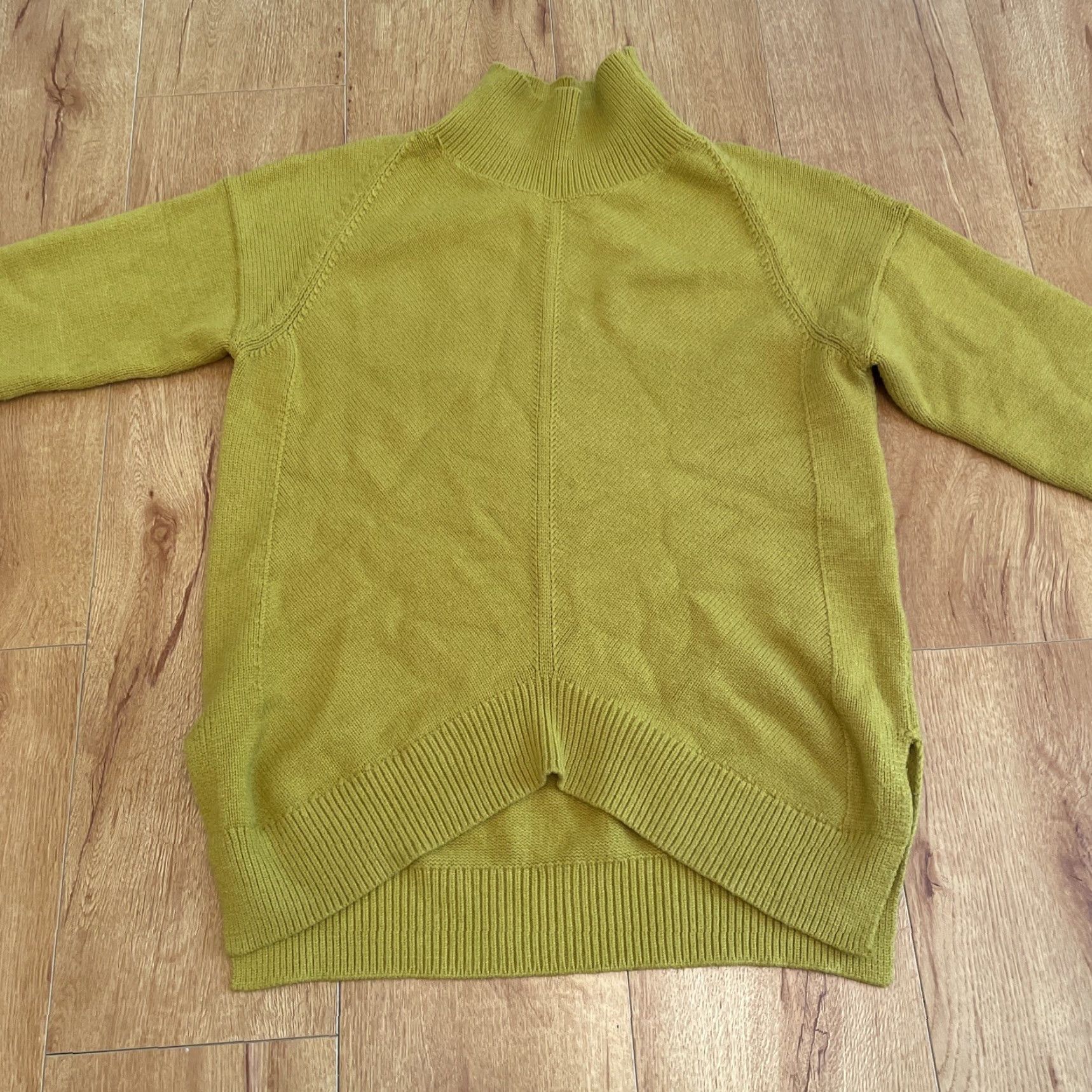 Anthropologie Maeve Anthropologie Sweater Small Turtle Neck Oversize Tunic Mustard Yellow Boho Pullover Women S Regular XS? No size mapping. Size S / US 4 / IT 40 - 3 Thumbnail