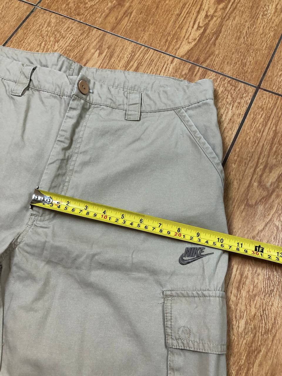 Nike Vintage Nike Streetwear Embroidered Logo Shorts Size L Size US 34 / EU 50 - 8 Thumbnail