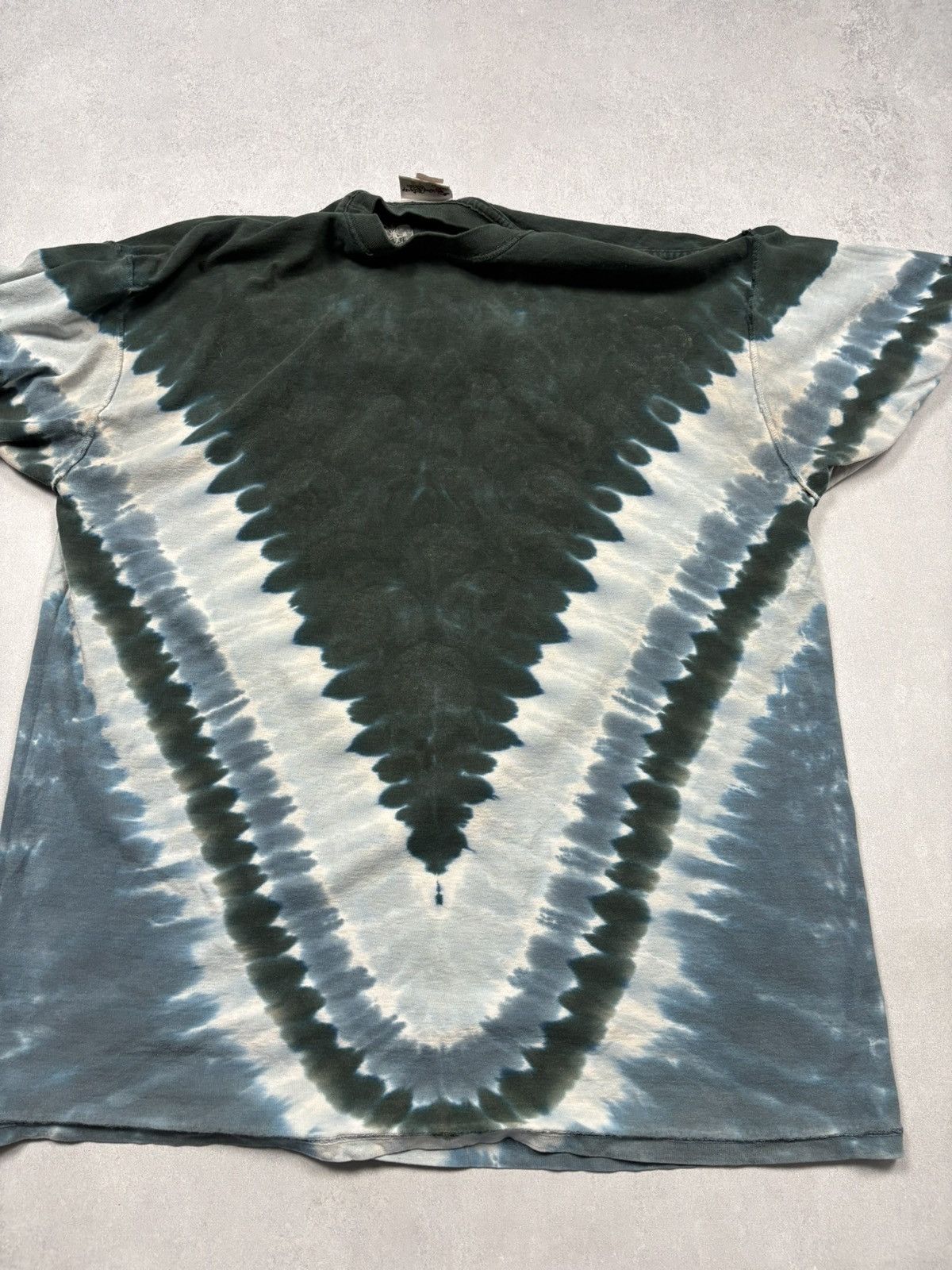 Vintage Vintage 1998 Disney Liquid Blue Skull Tie Dye T Shirt AOP XL Size US XL / EU 56 / 4 - 22 Thumbnail