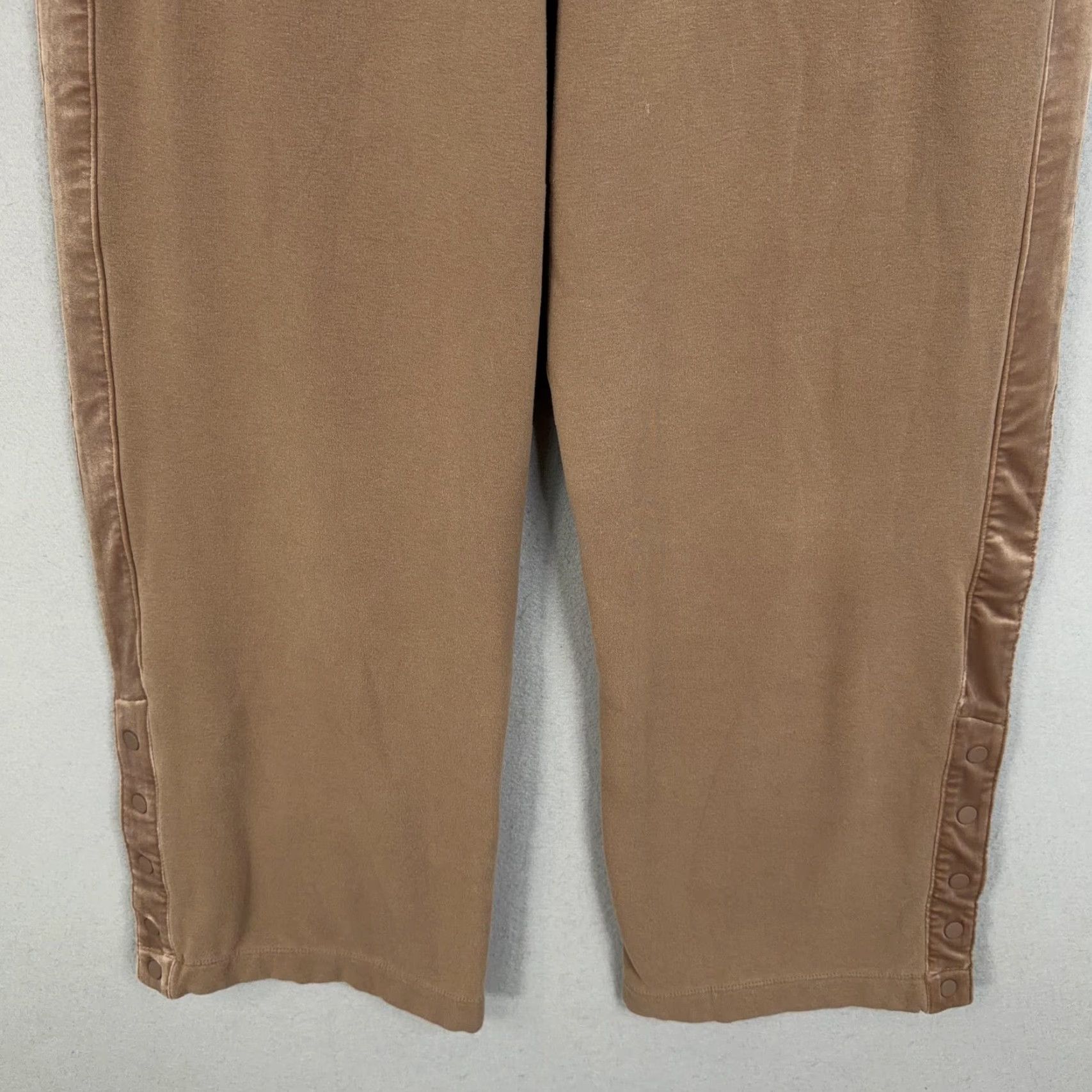 Athleta Athleta Pants Womens Large Brown Fleece Wide Leg Snap Ankle Zip Pockets Cozy Size 36" / US 14 / IT 50 - 3 Thumbnail