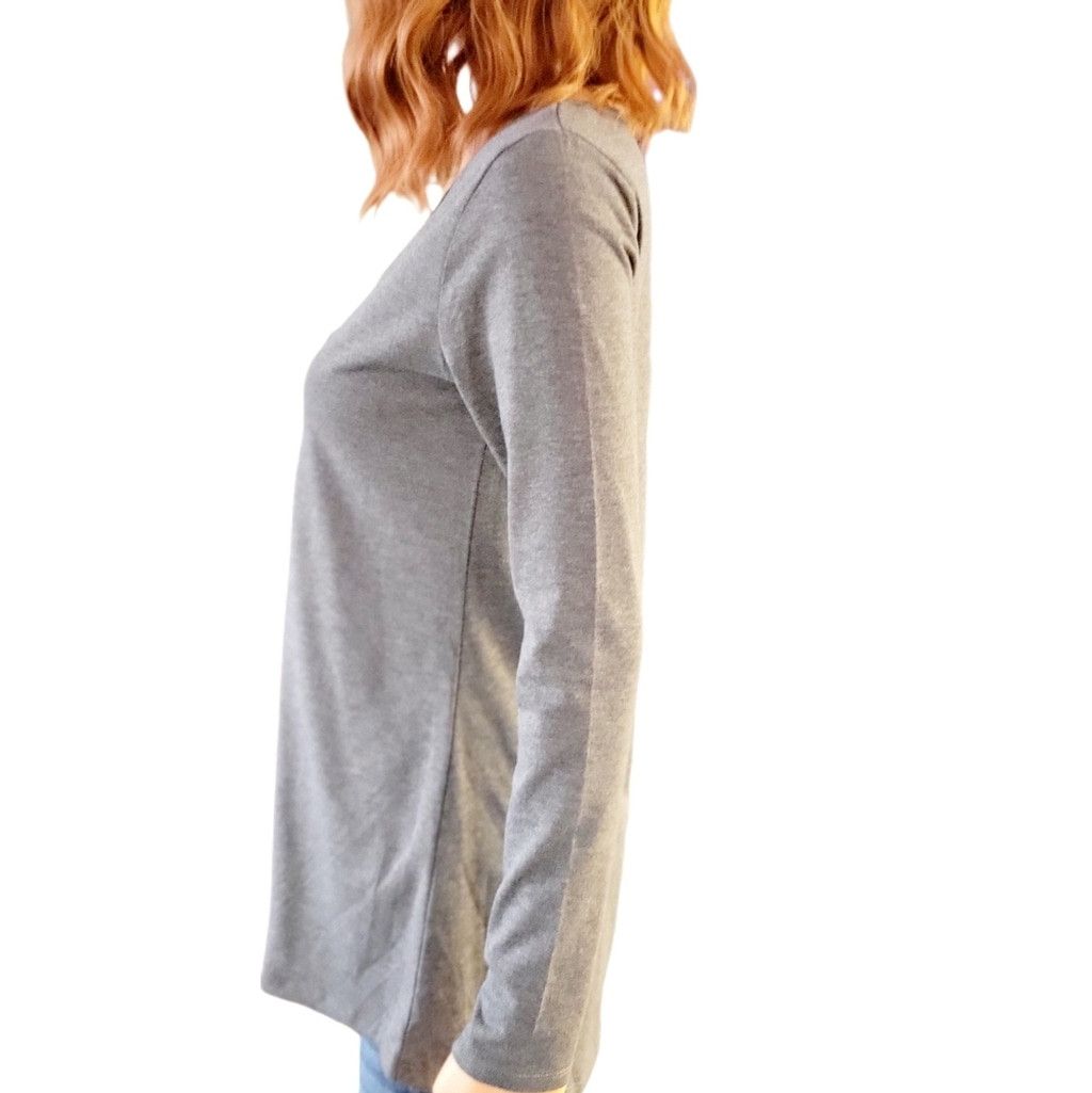 Other LuLaroe Lynnae long sleeve top size XS Size XS / US 0-2 / IT 36-38 - 2 Thumbnail